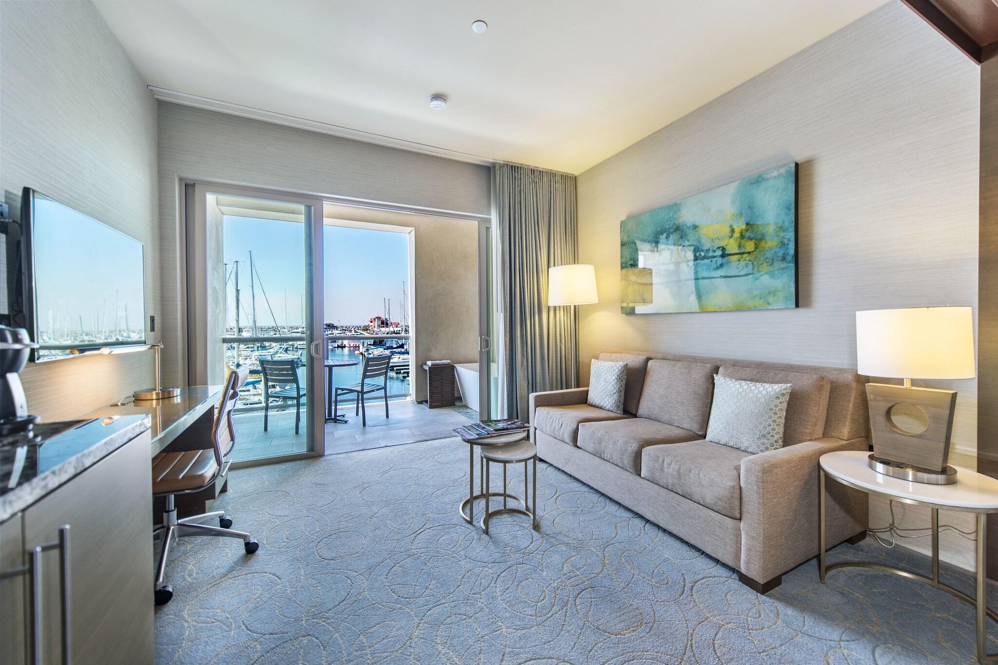 Suite Ocean View King Bed