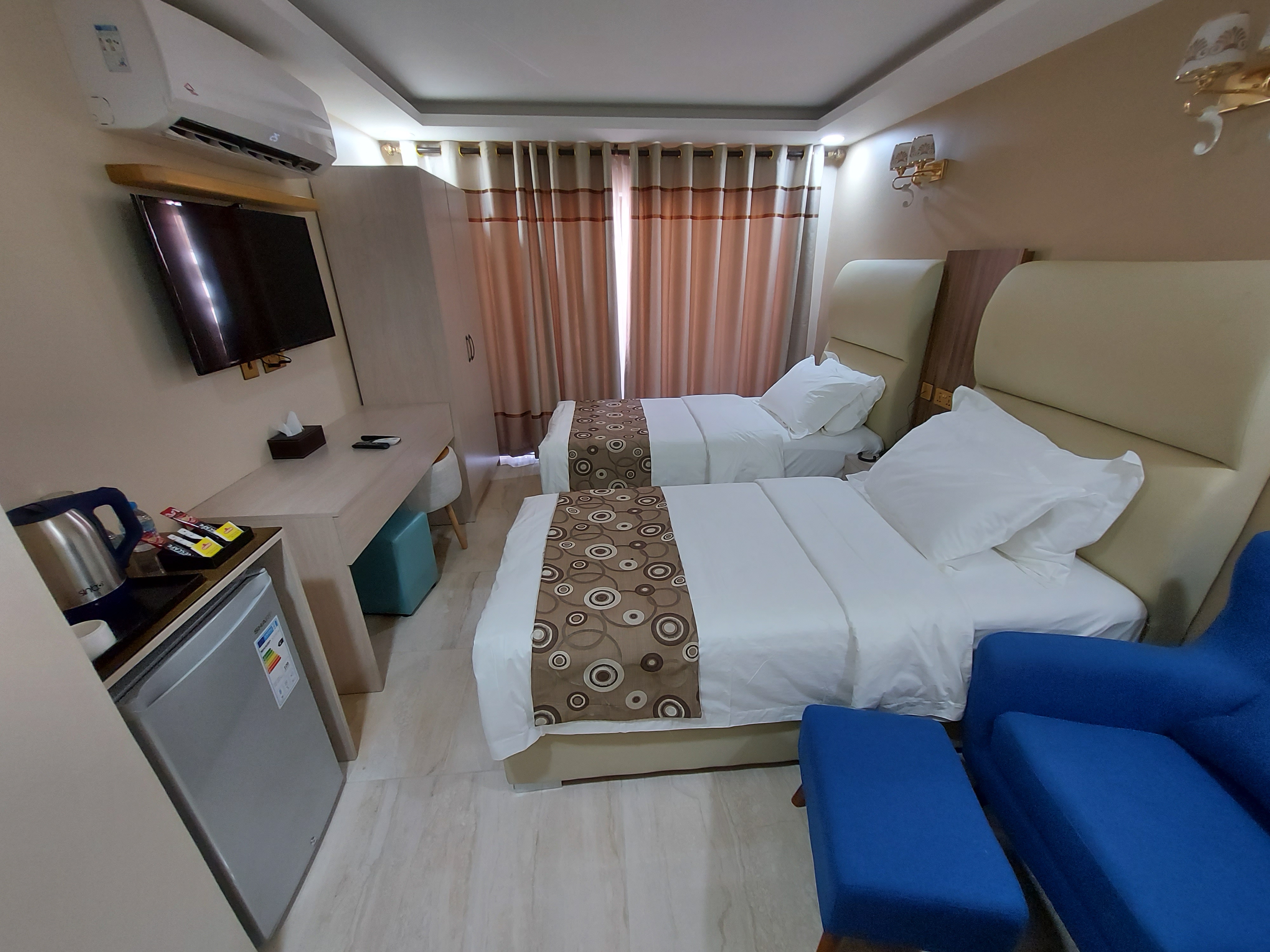 Double or Twin Two Beds