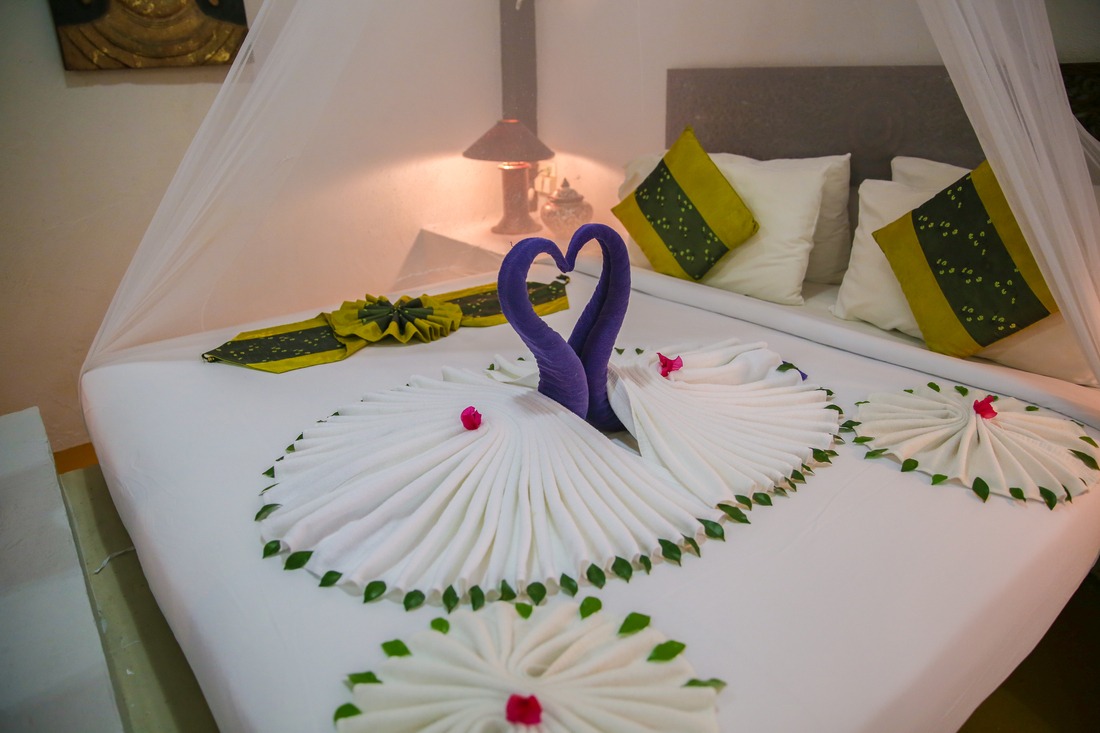 Studio Queen Size Bed