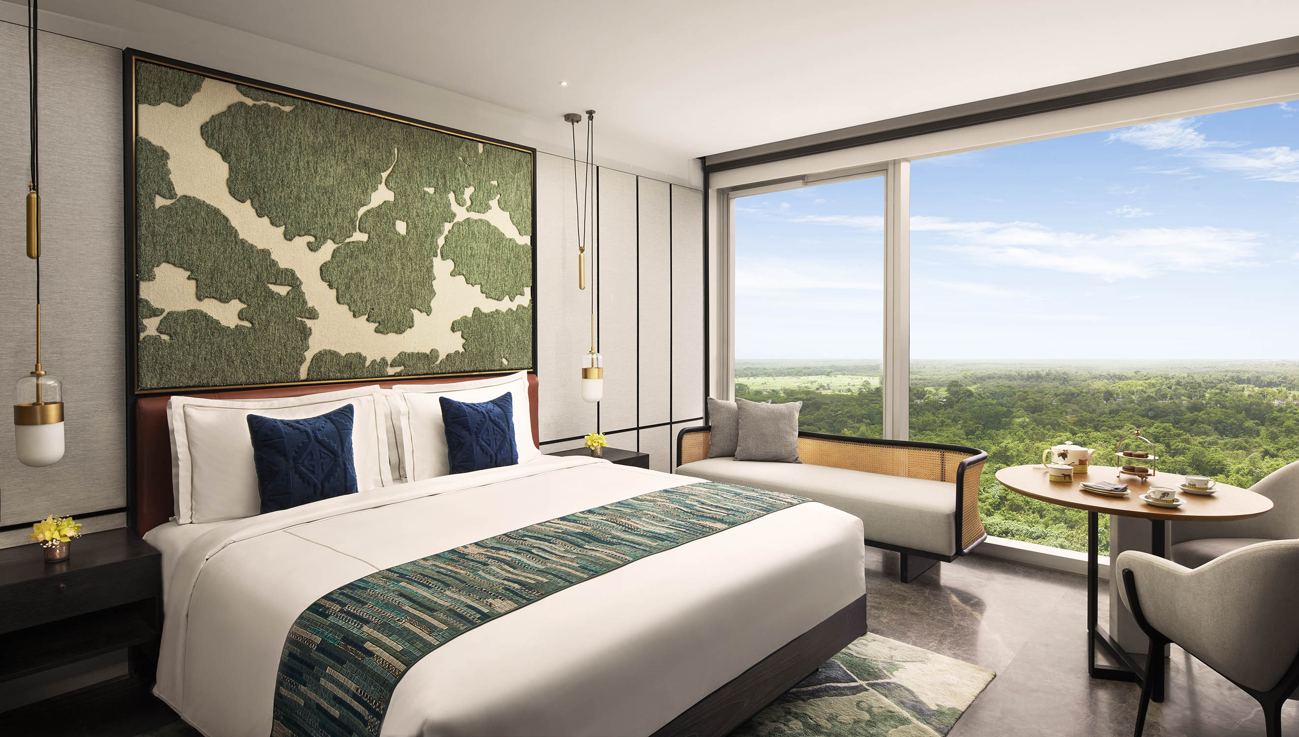 Double Club King Bed