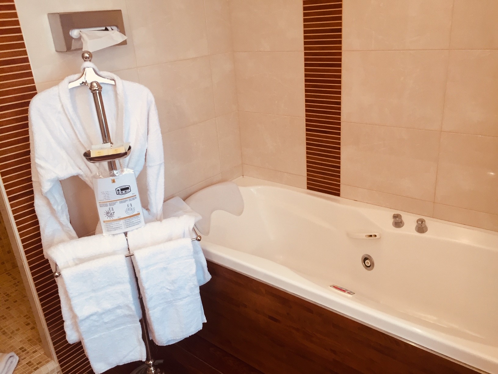 Double or Twin Standard