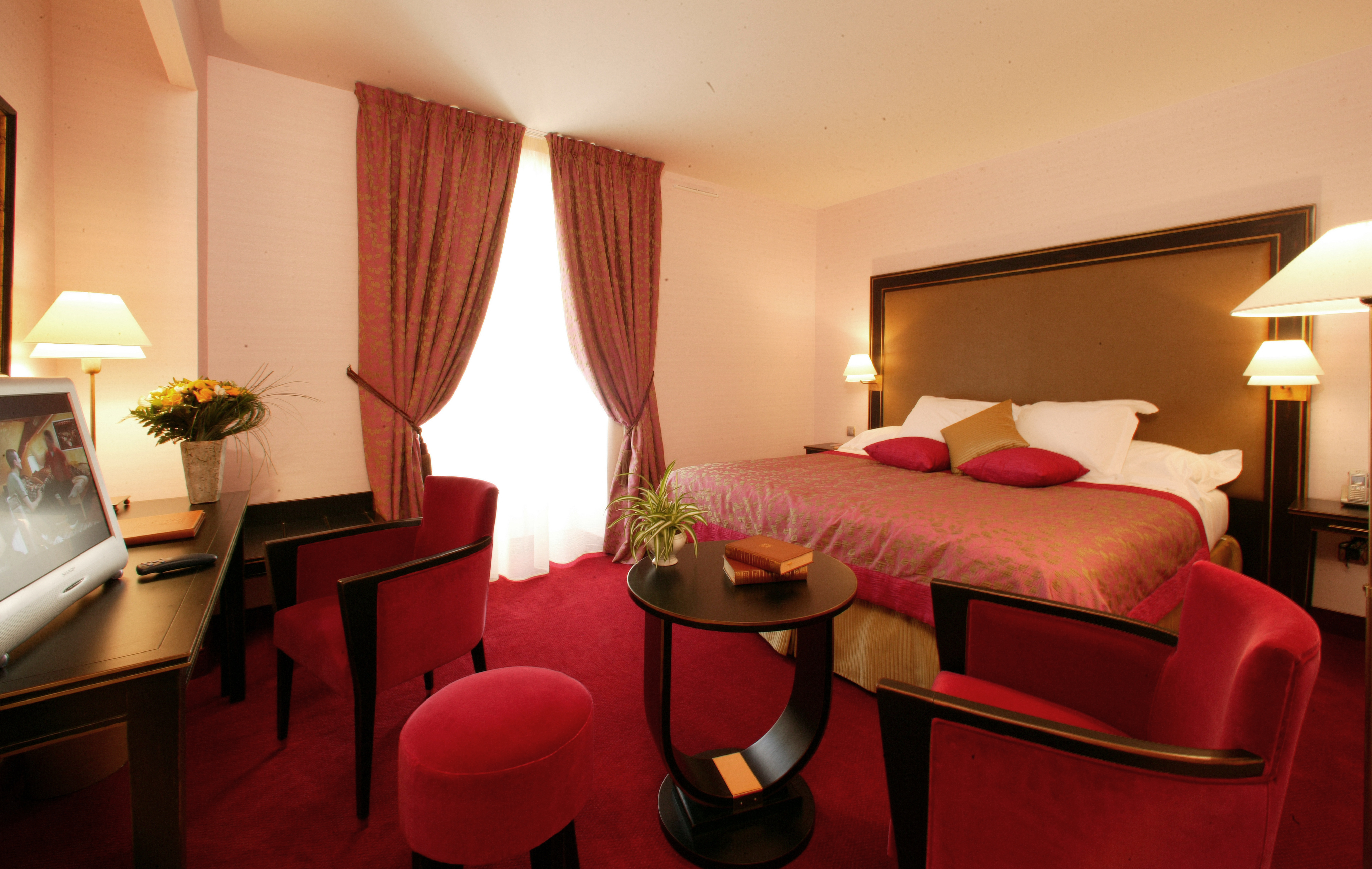 Double or Twin Standard