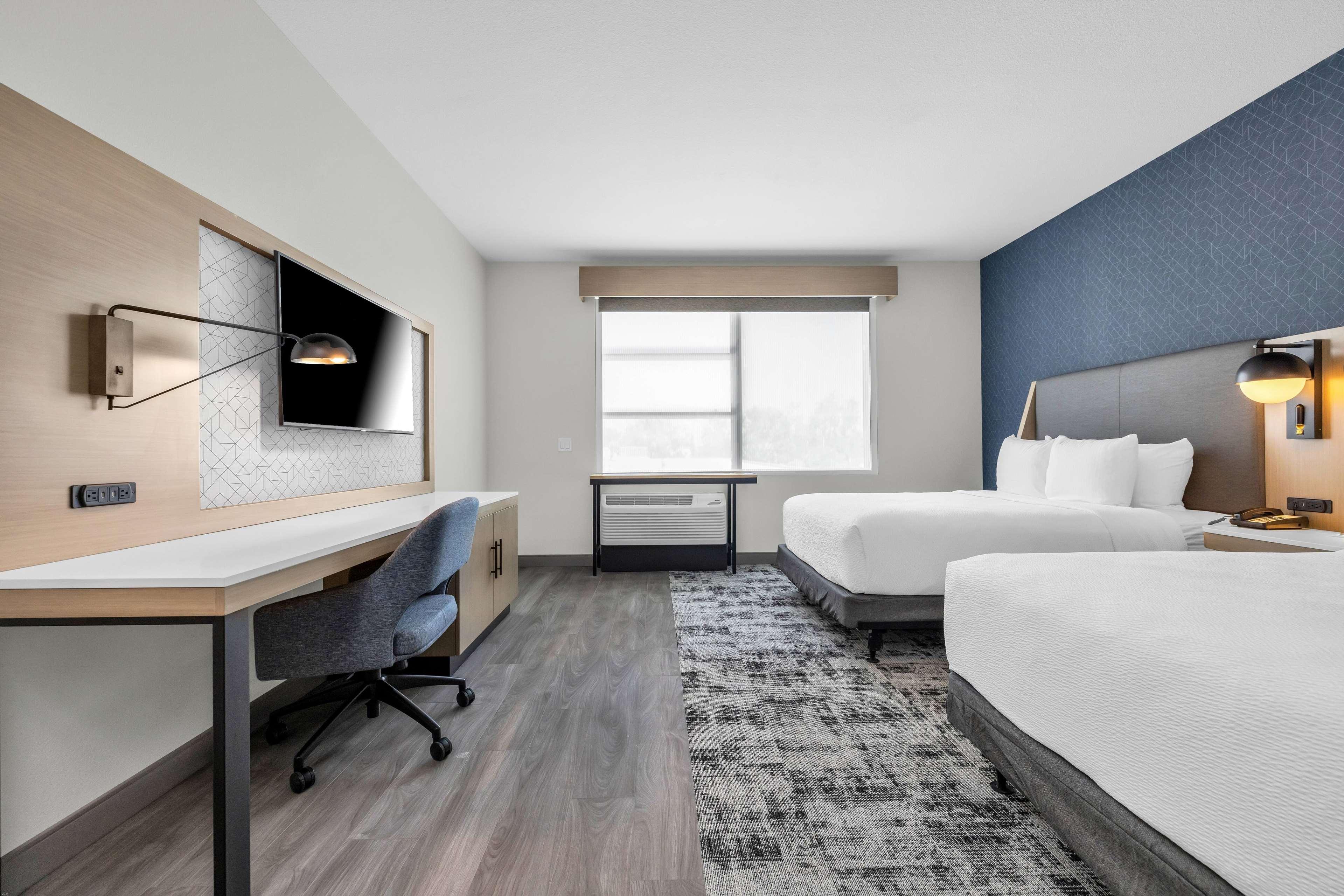 Room Accessible-two Queen Beds