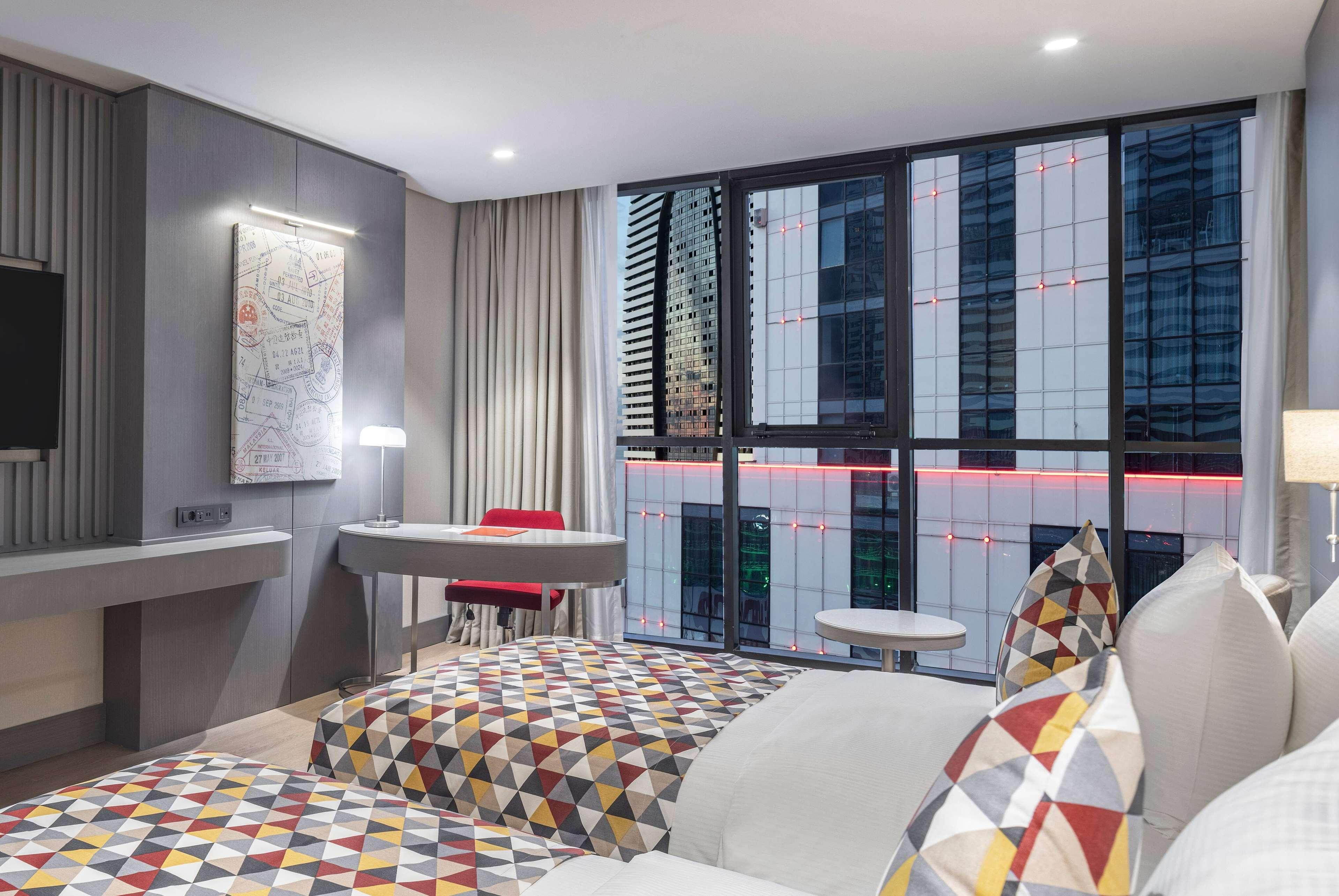 Twin Executive City View