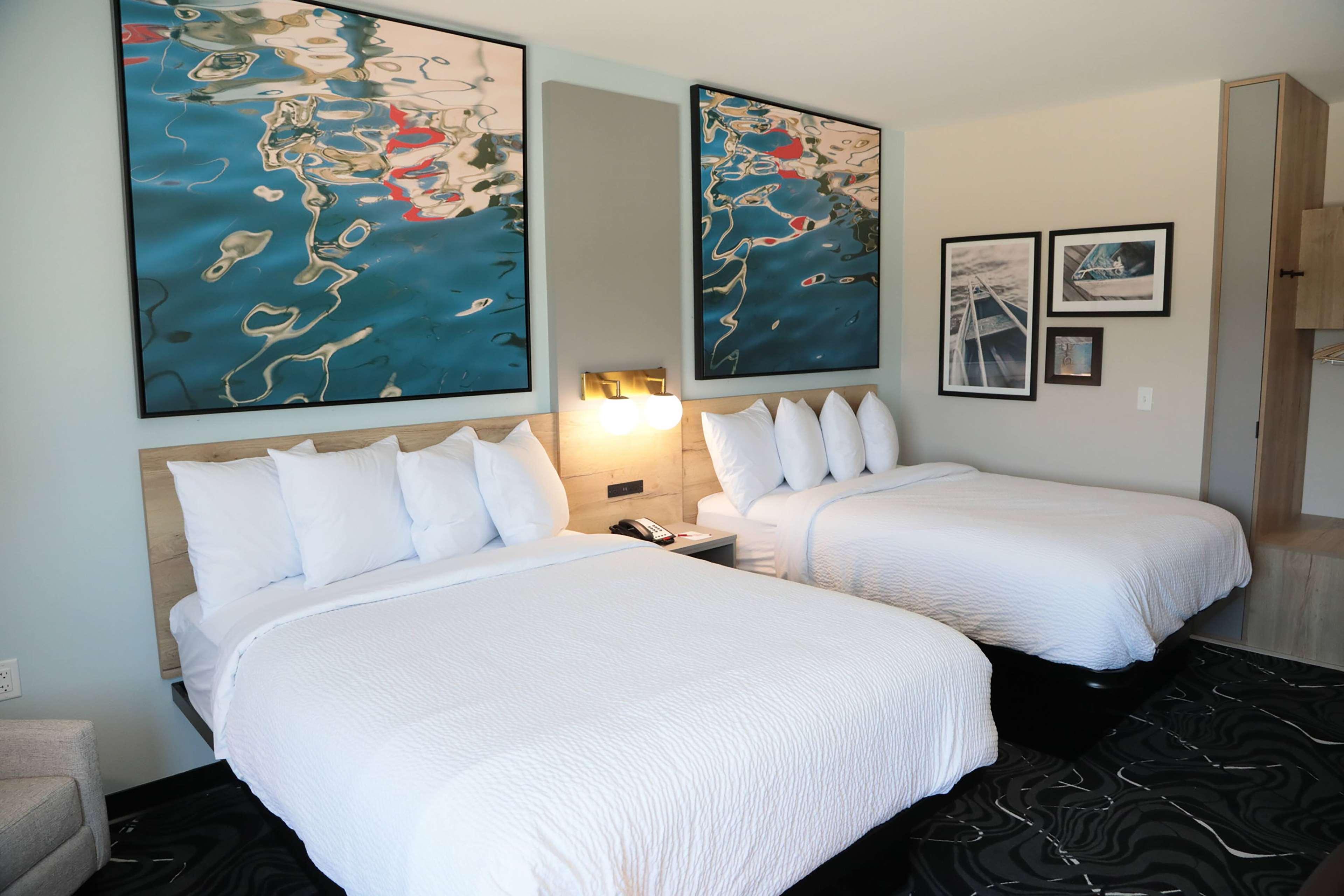 Room Accessible-two Queen Beds