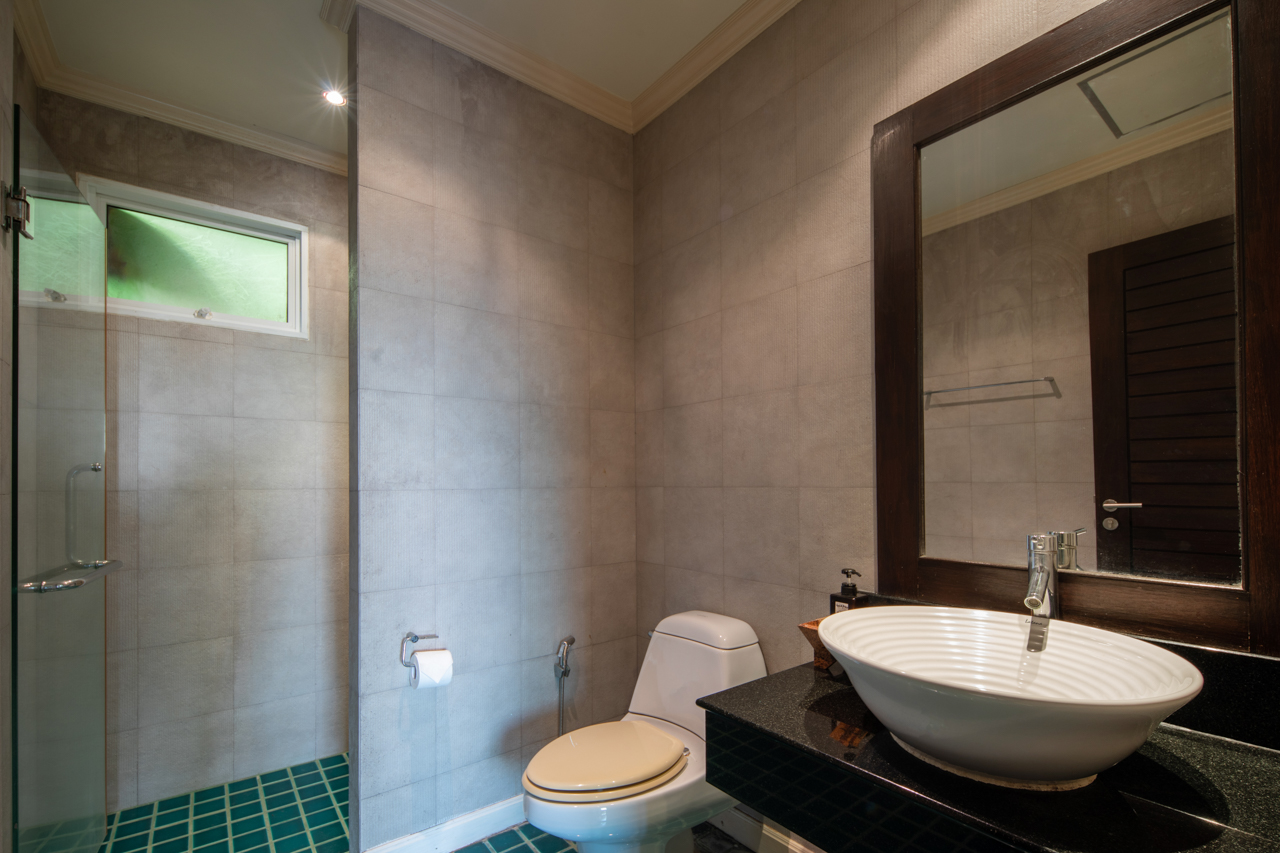 Home Three Bedrooms Three Bathrooms