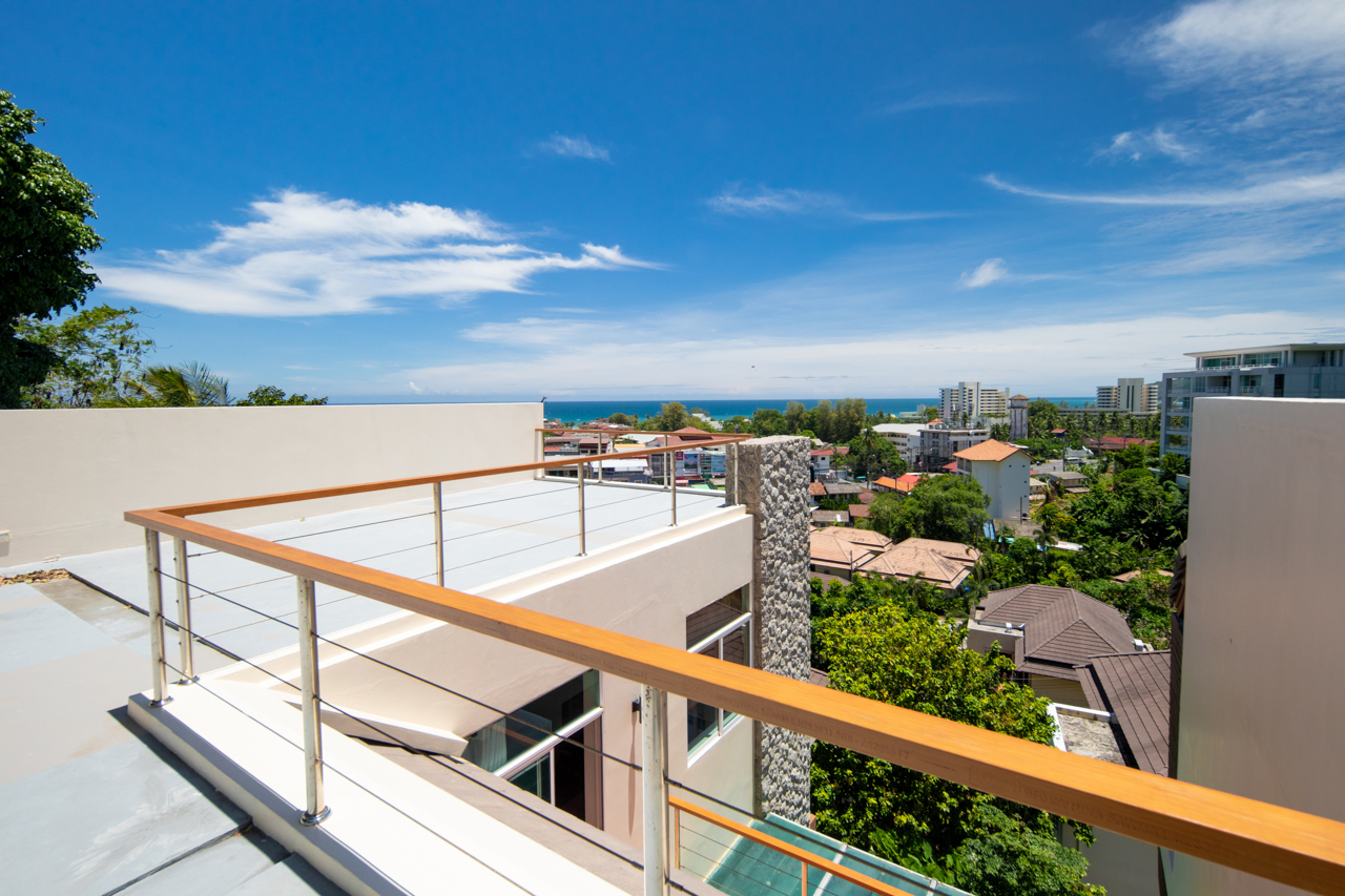 Double Deluxe King Bed