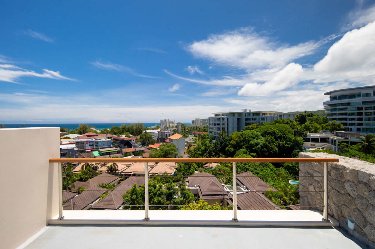 Double Deluxe King Bed