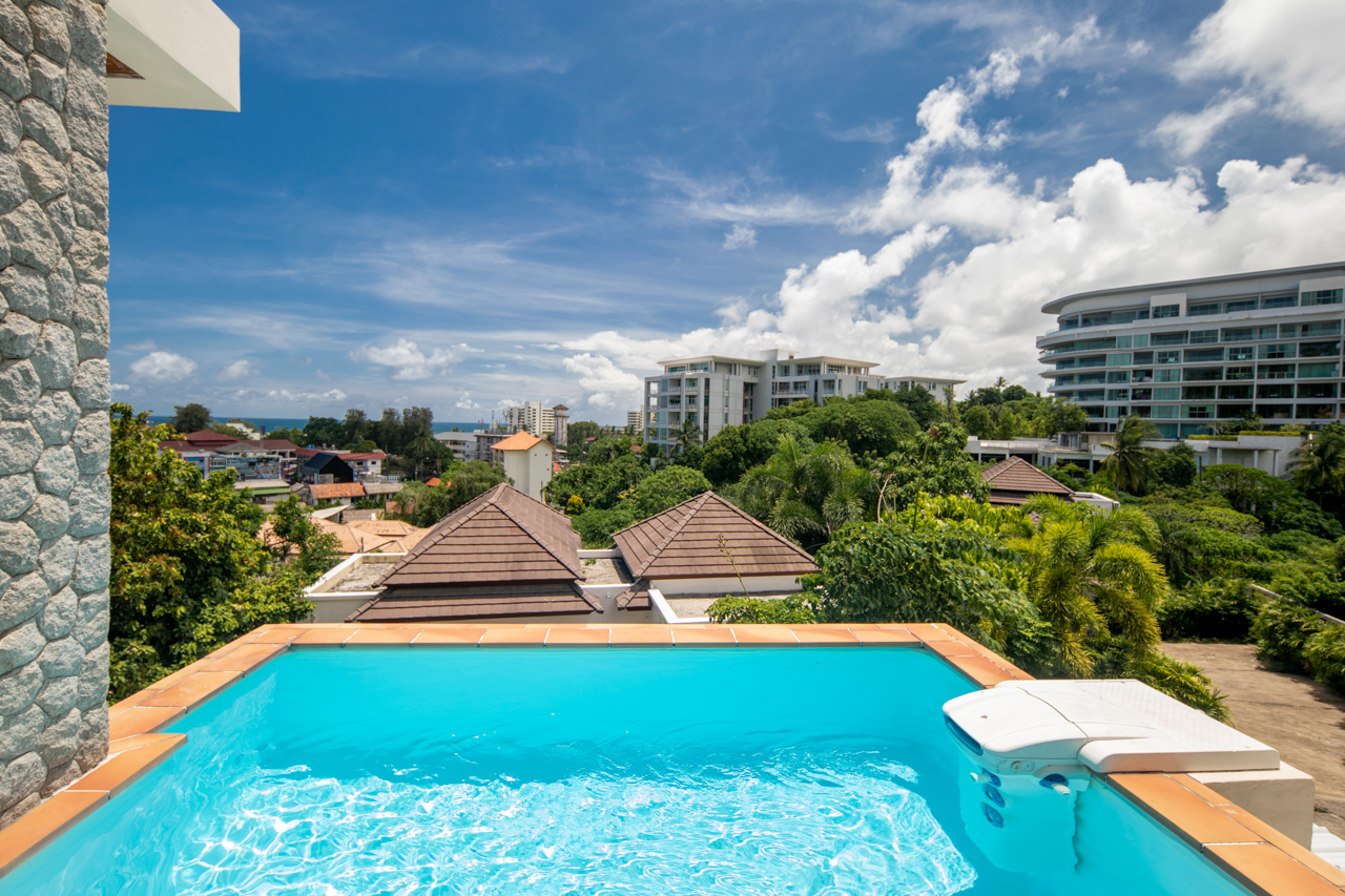 Double Deluxe with Balcony