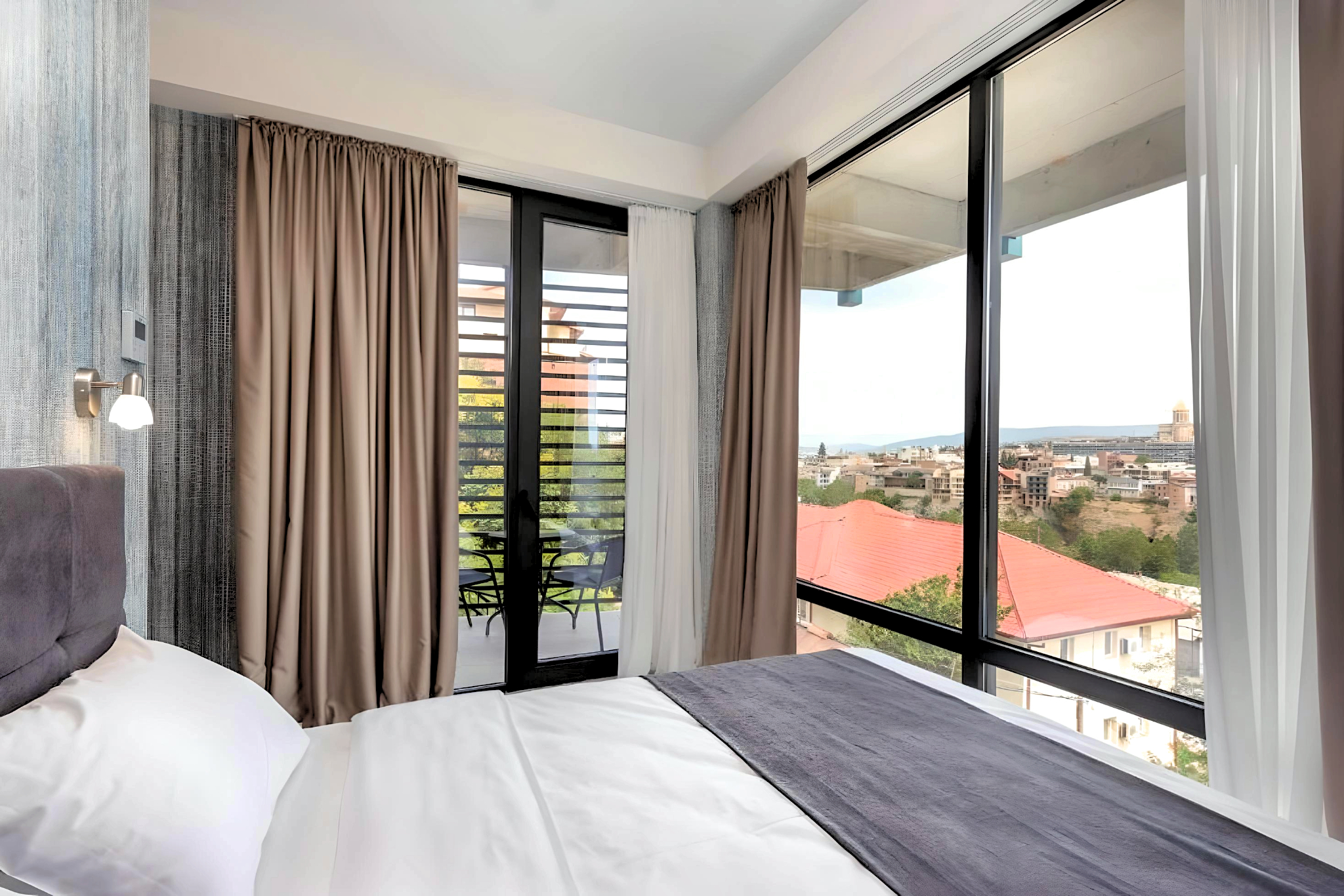 Double or Twin Standard