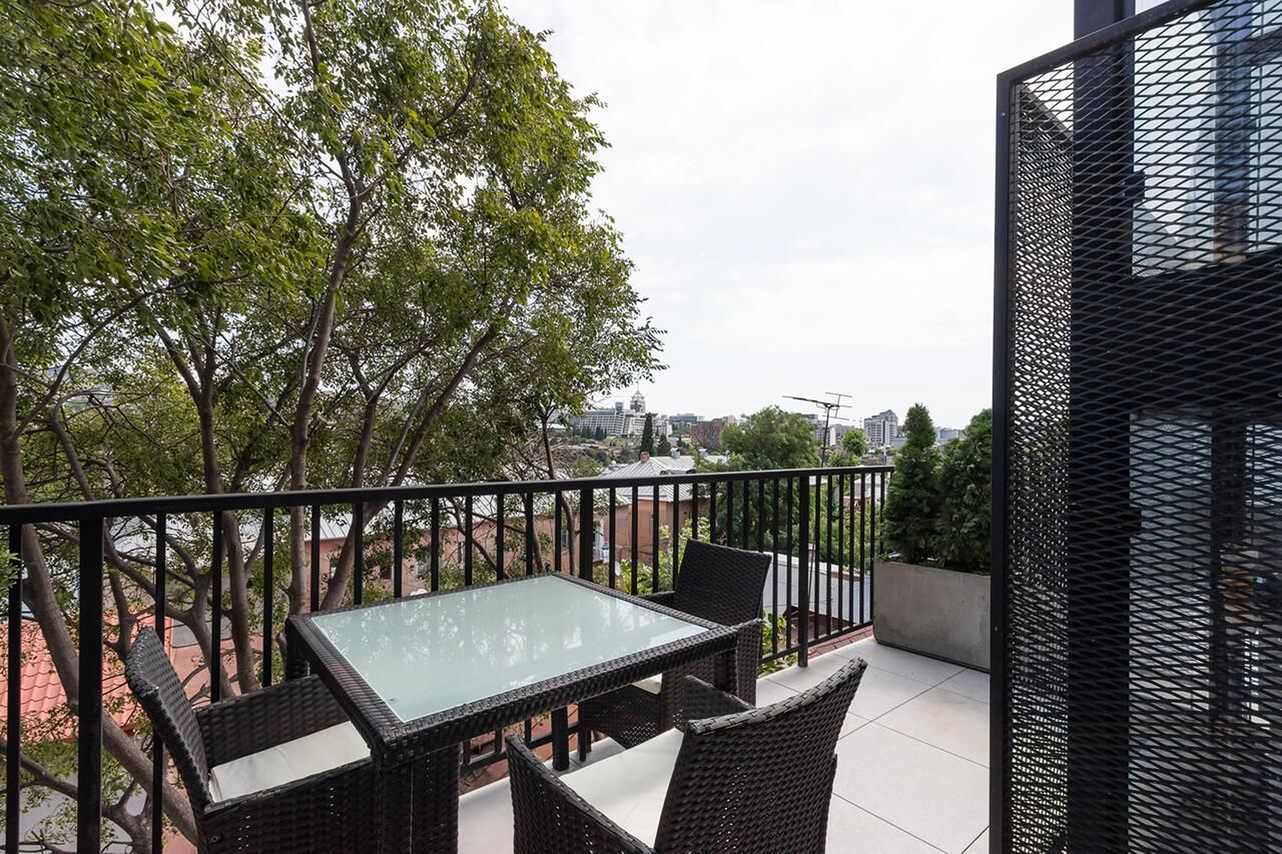 Double or Twin Standard