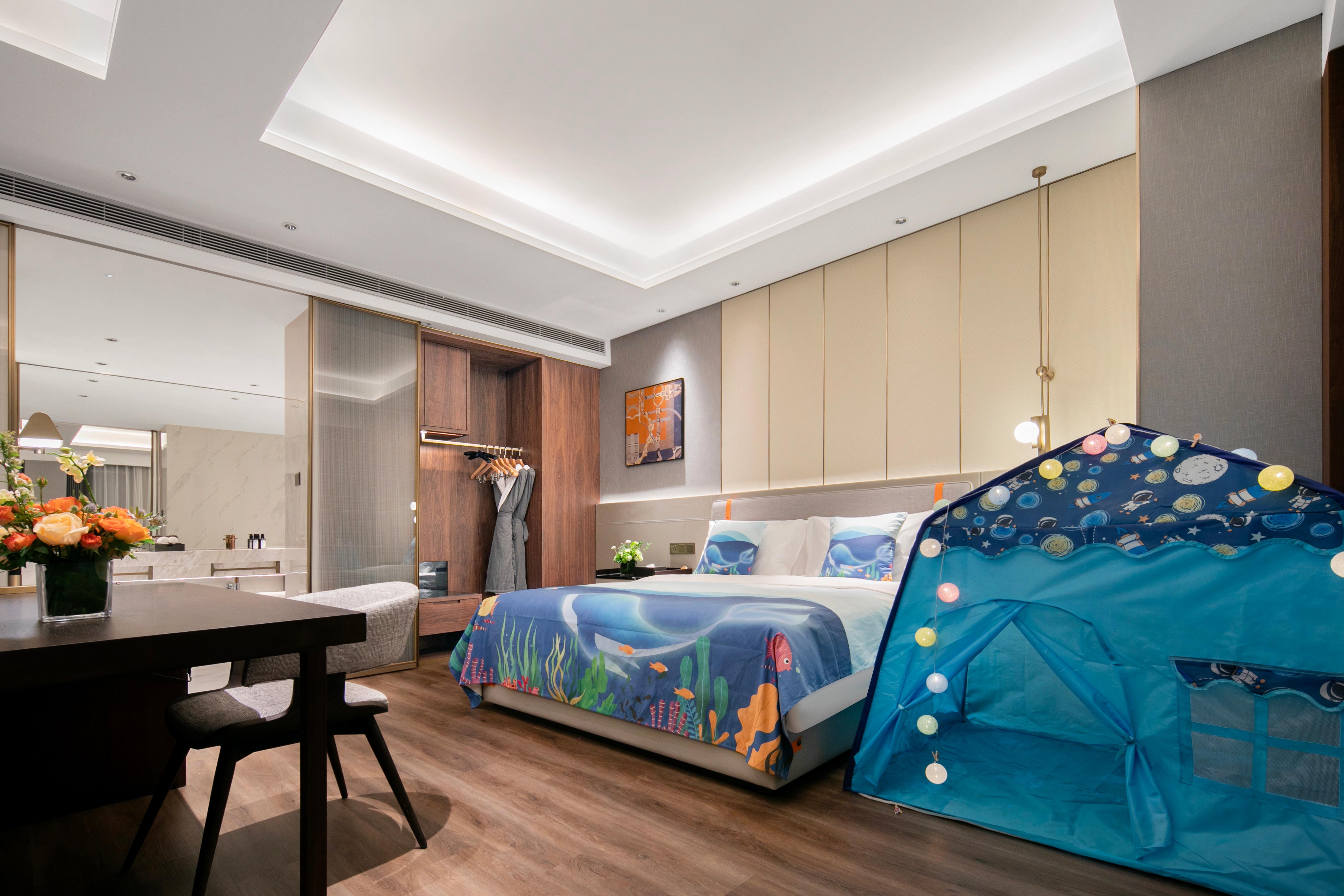 Family Room Standard