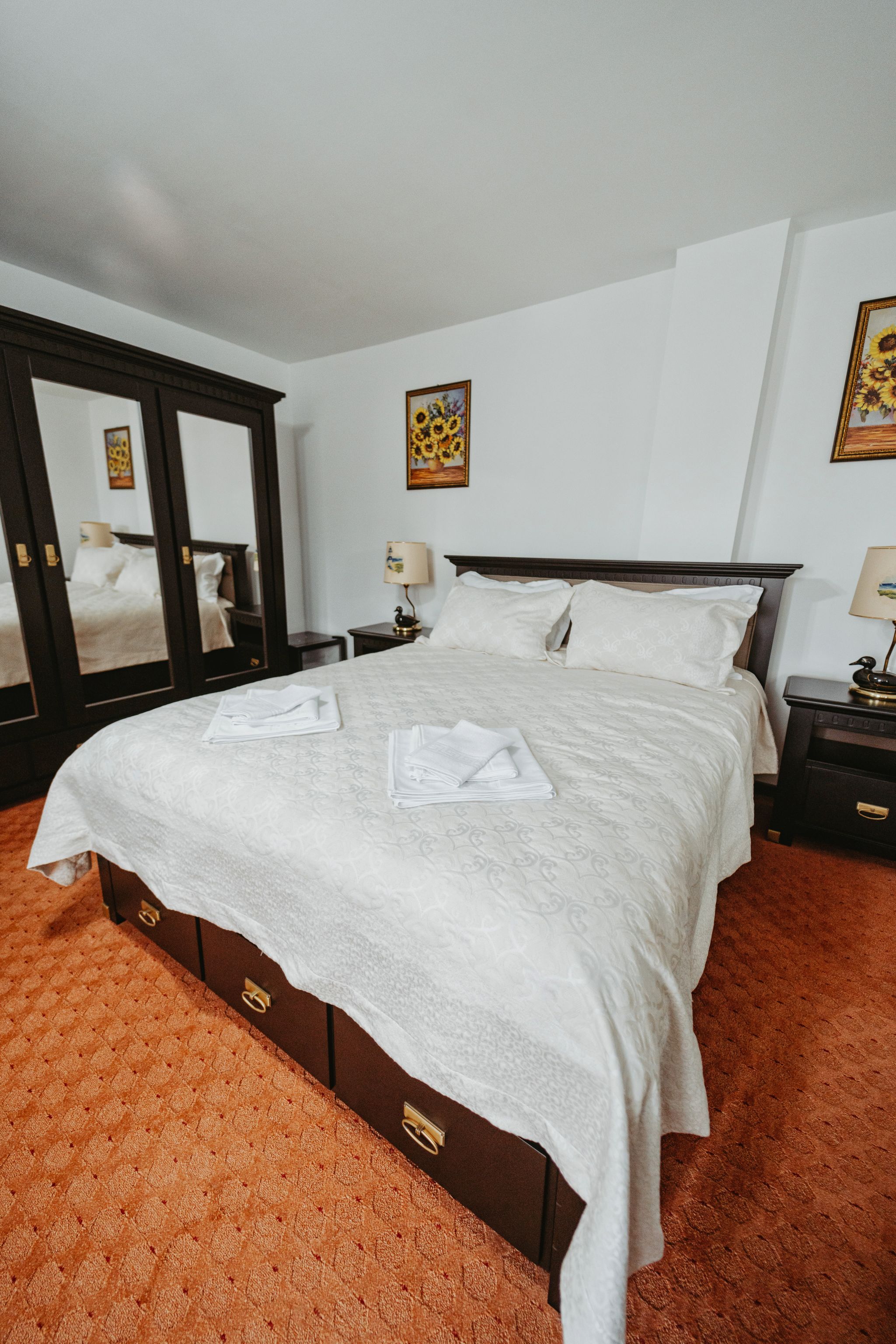 Double Deluxe King Bed