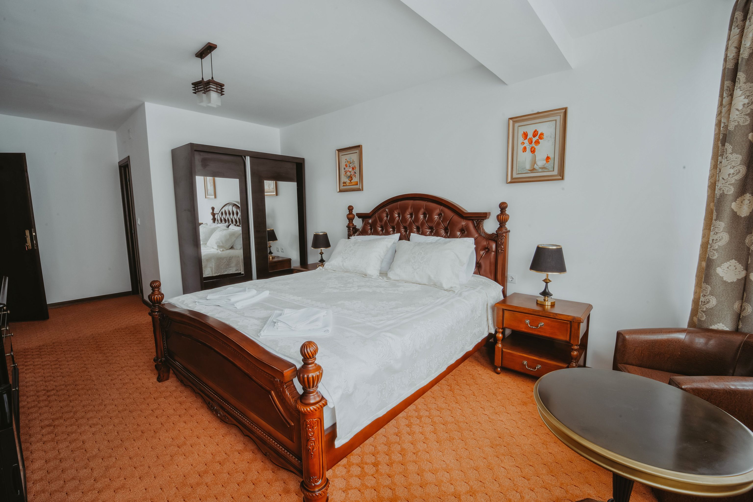 Double Deluxe King Bed