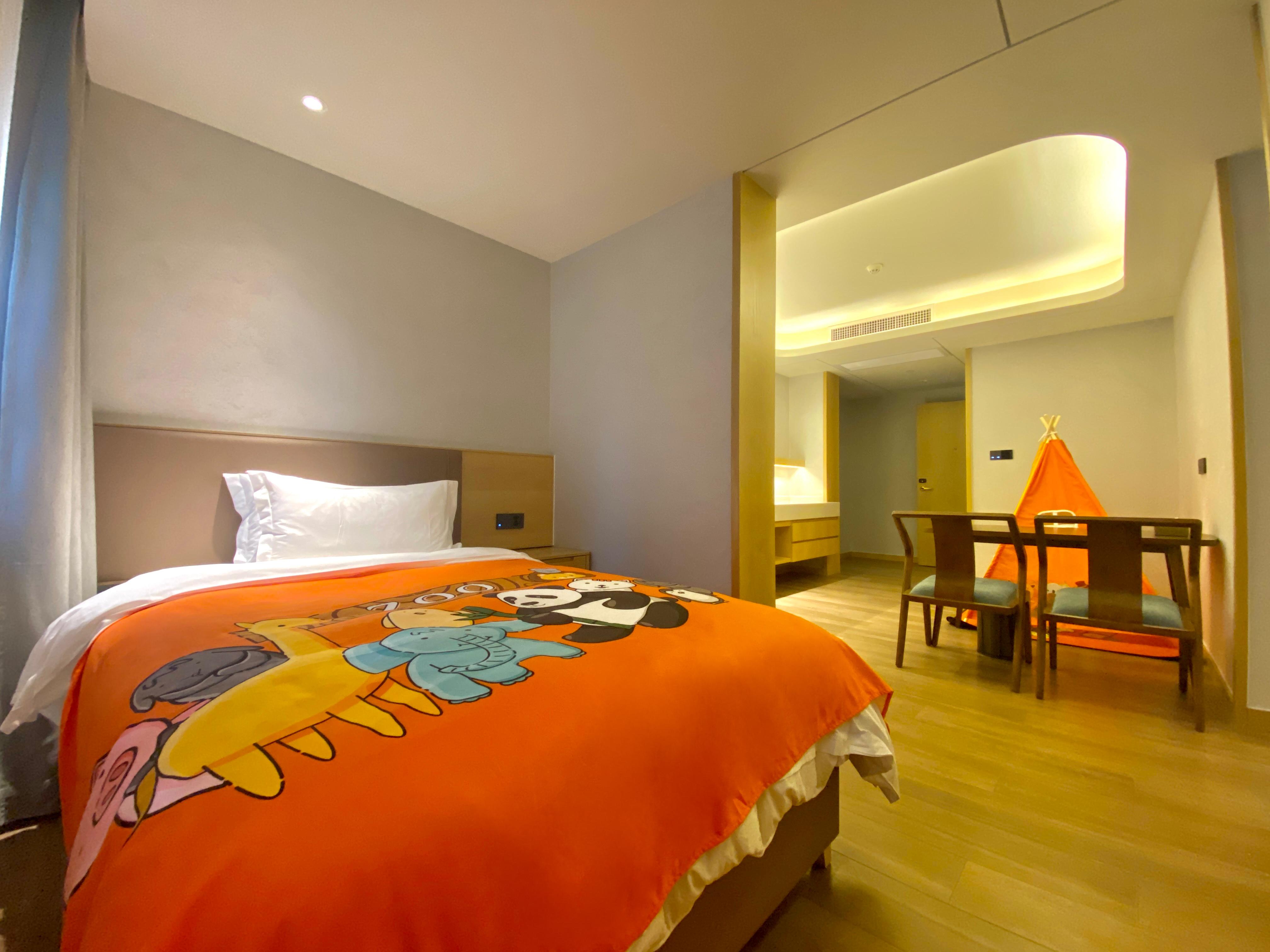 Family Room Standard