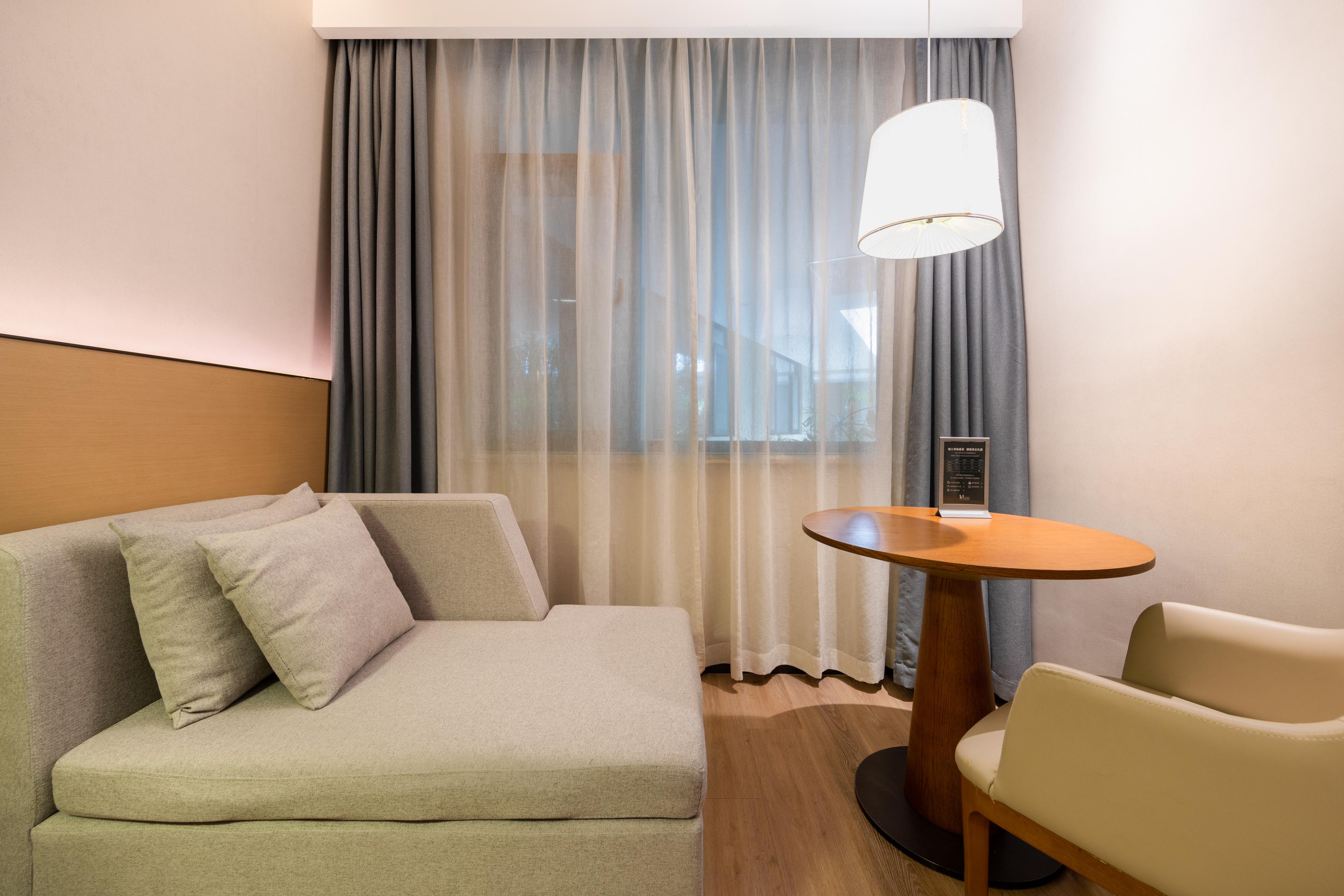 Double Inner-superior