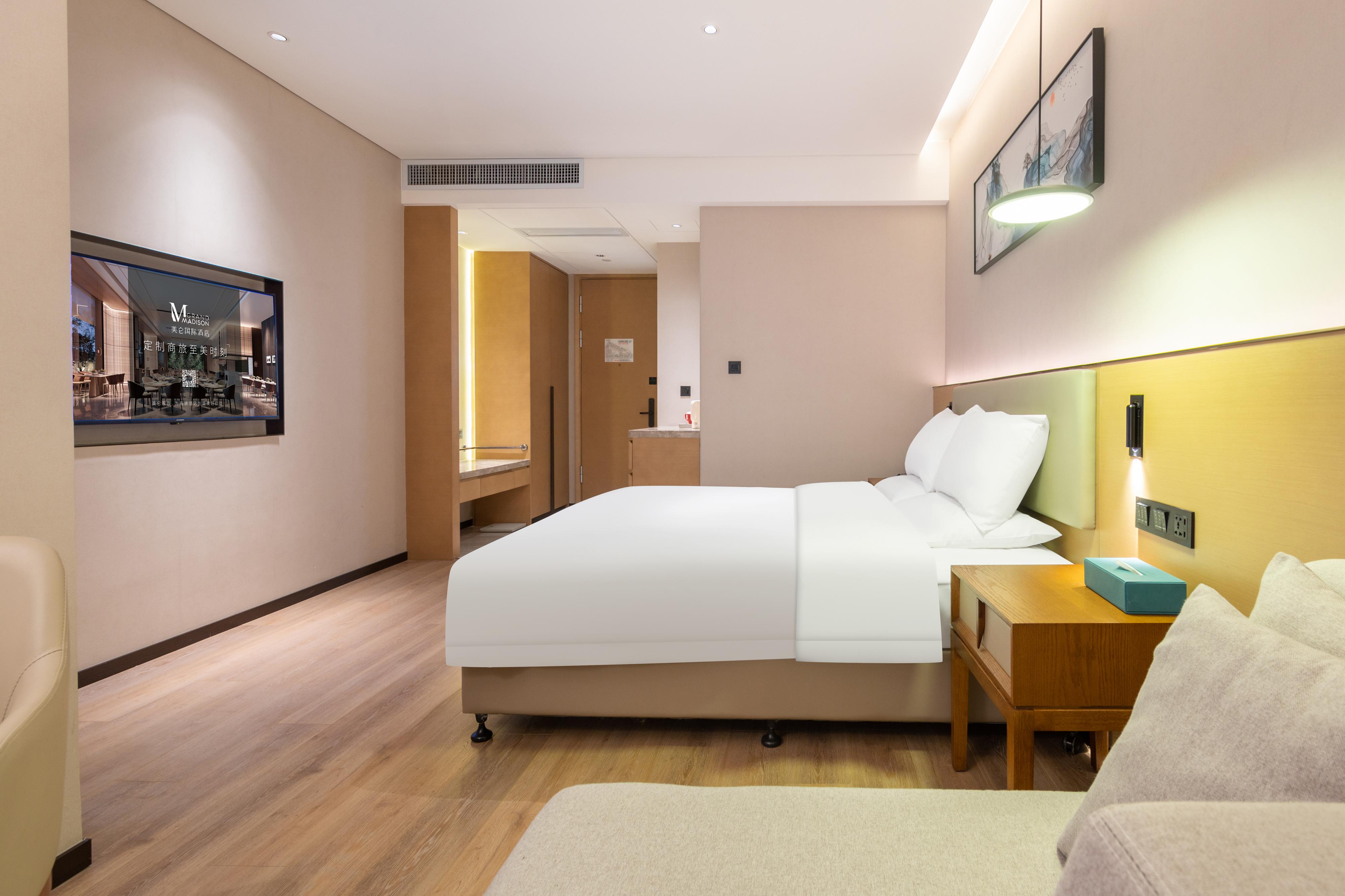 Double Inner-superior