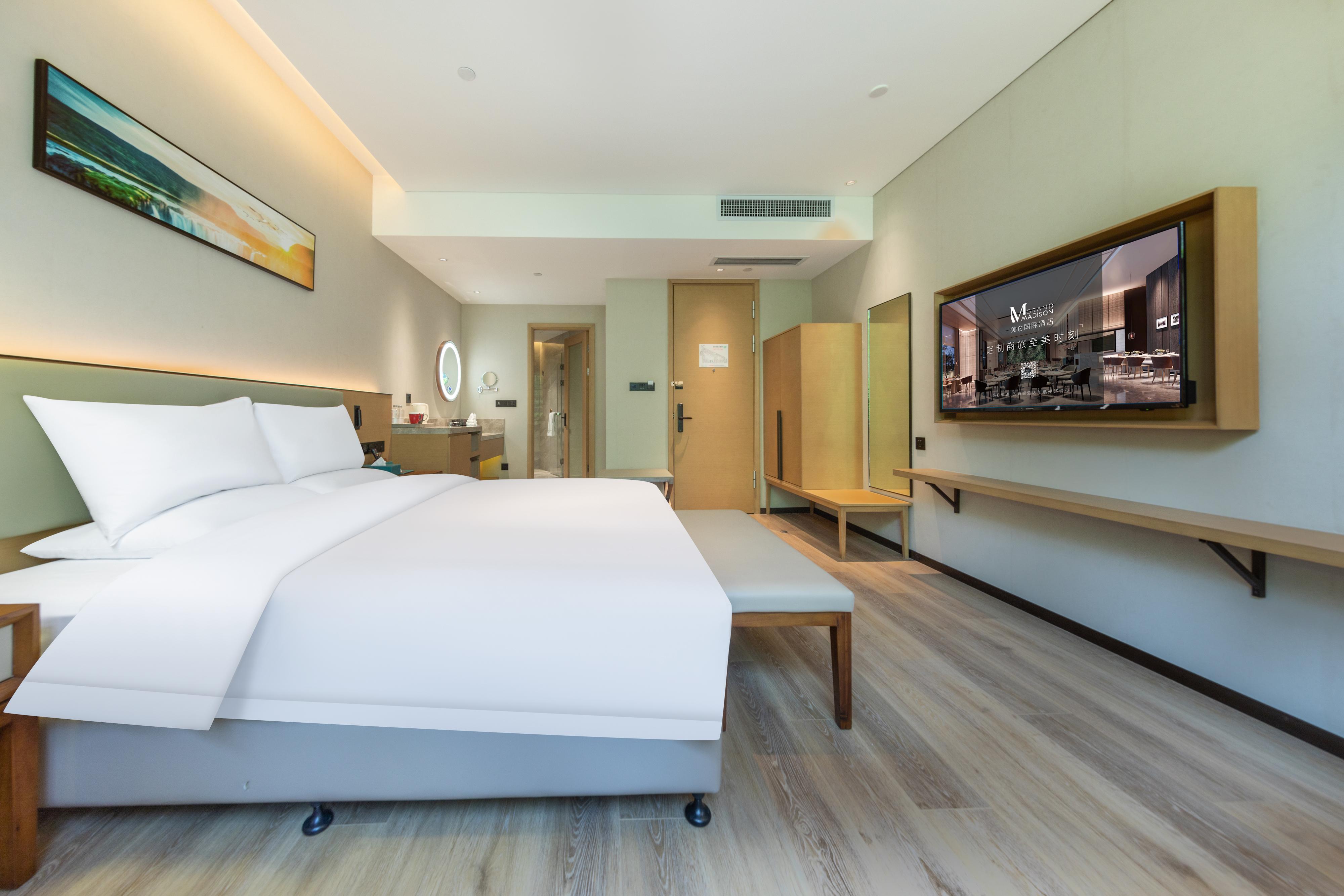 Double Inner-superior