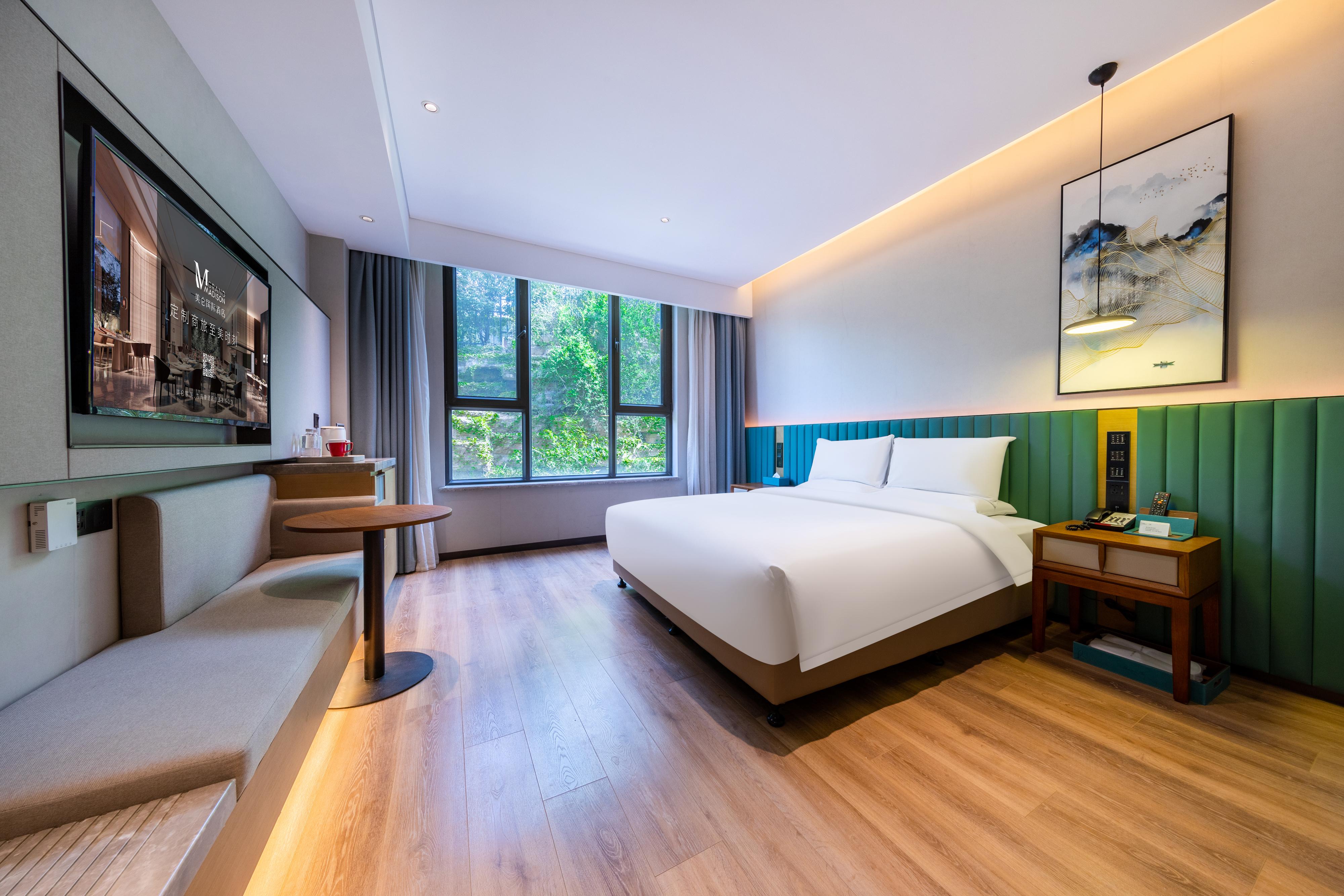 Double Inner-superior