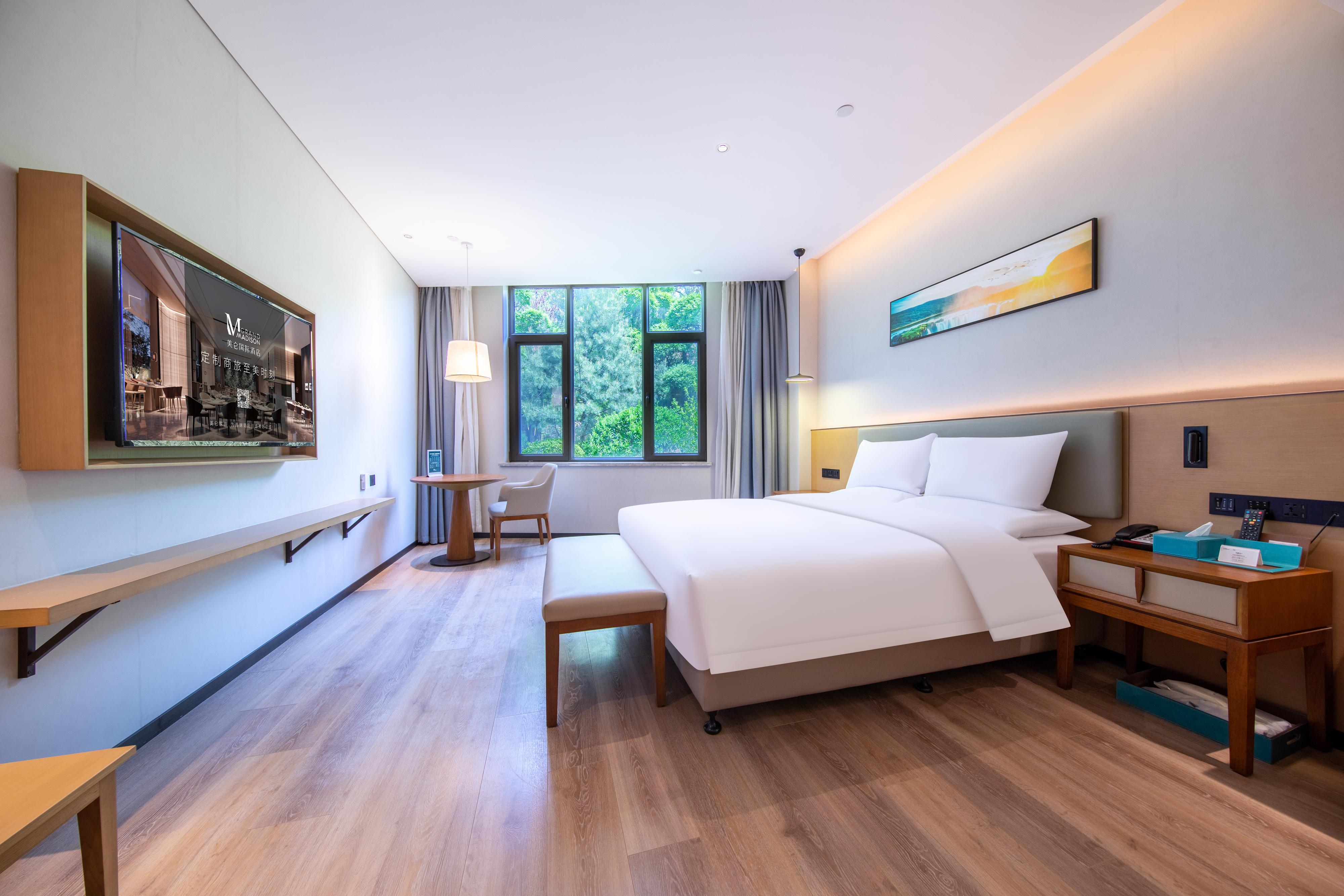 Double Inner-superior