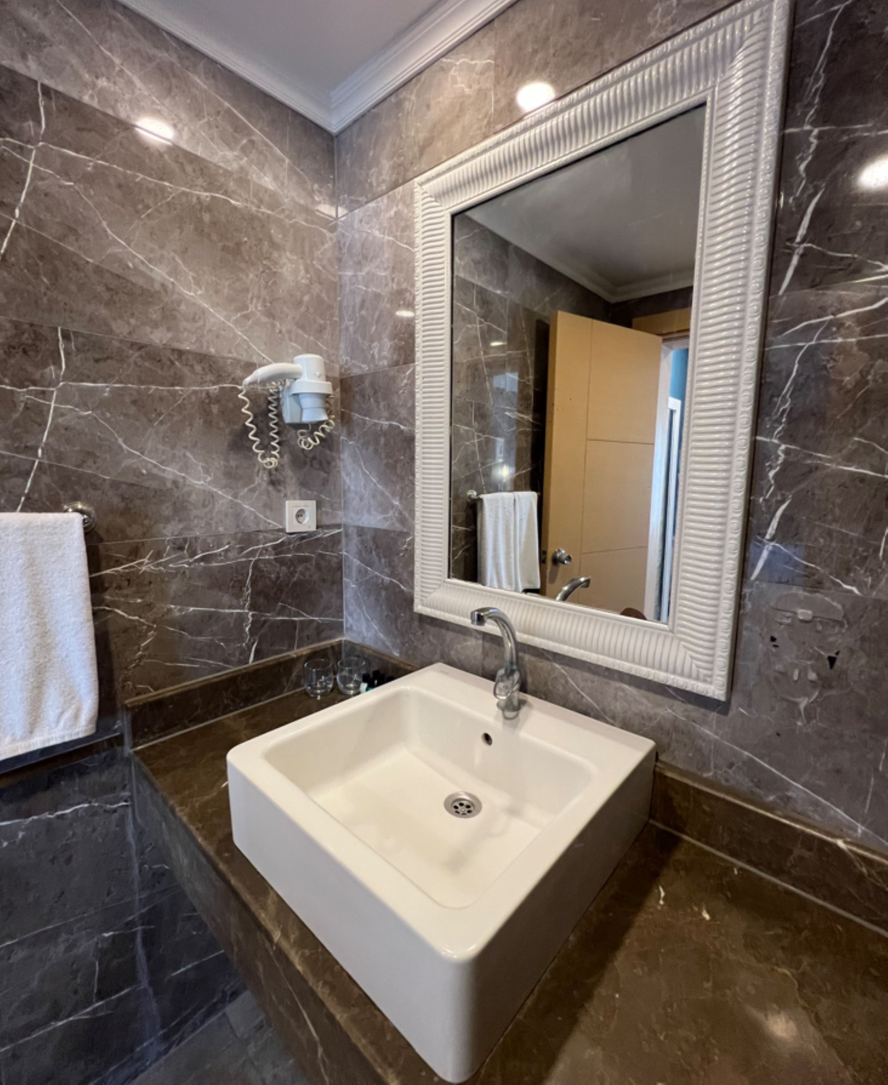 Double or Twin Sea View