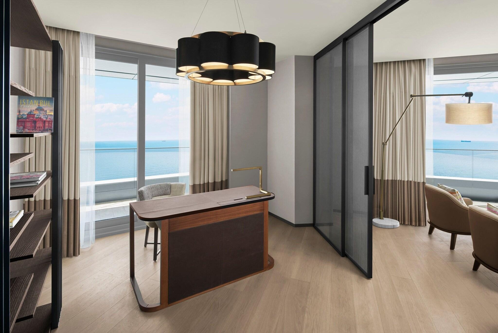 Suite Executive King Bed