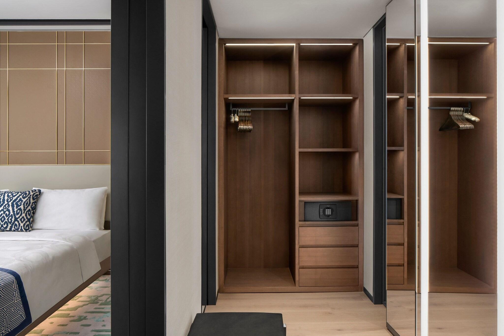 Suite Executive King Bed