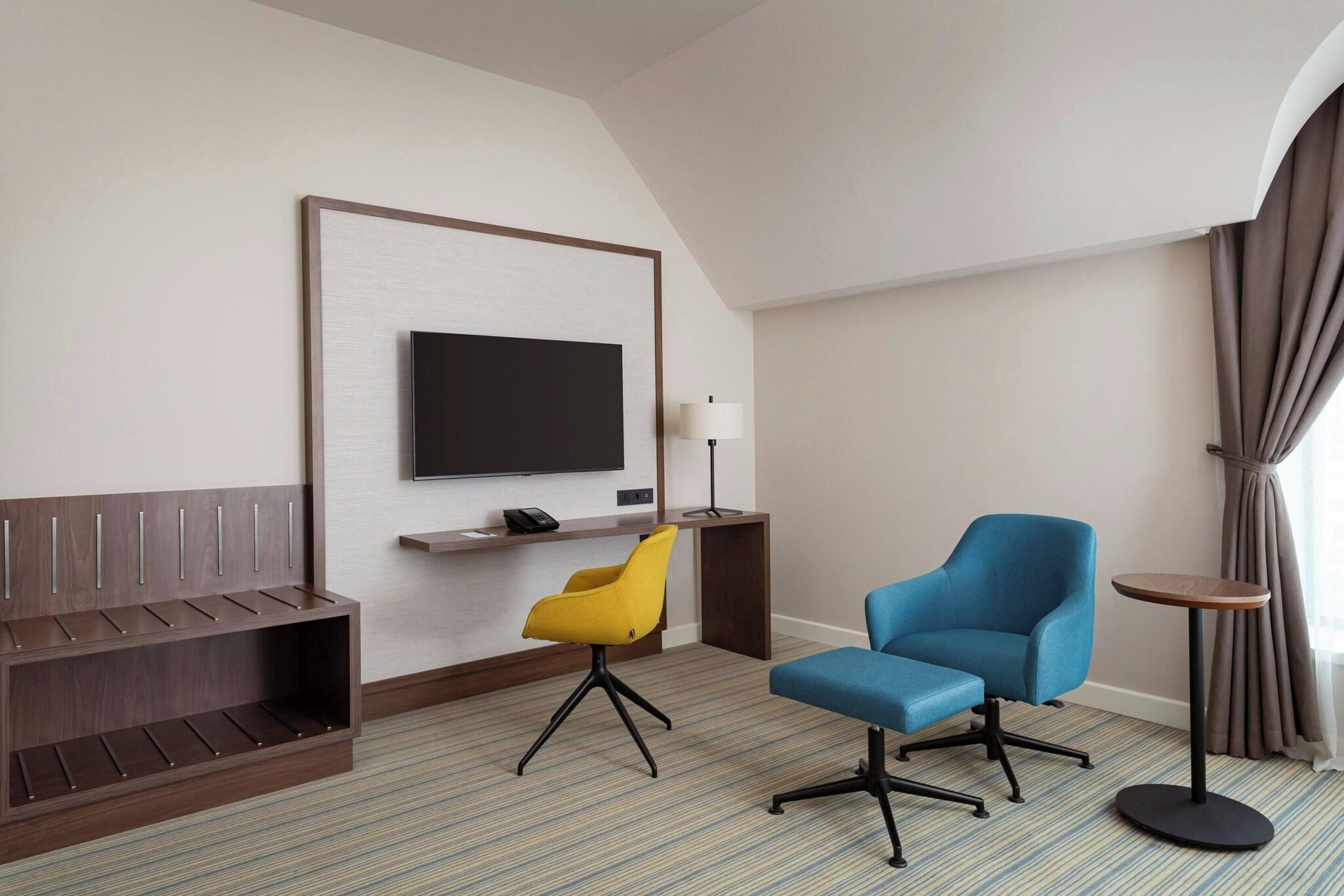 Twin Superior City View