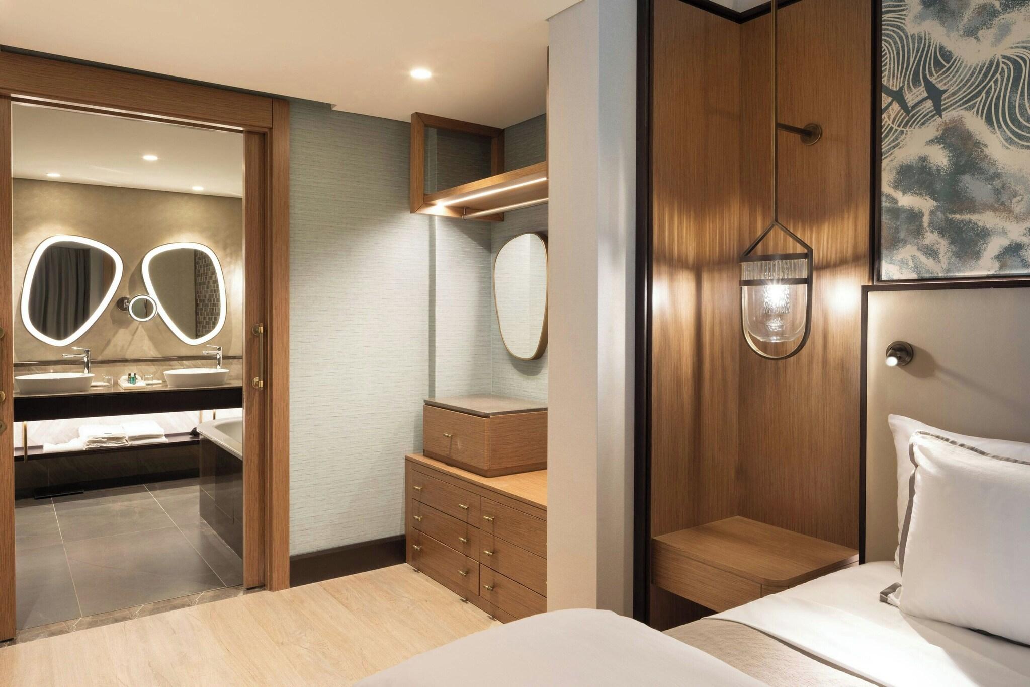 Suite Premium City View