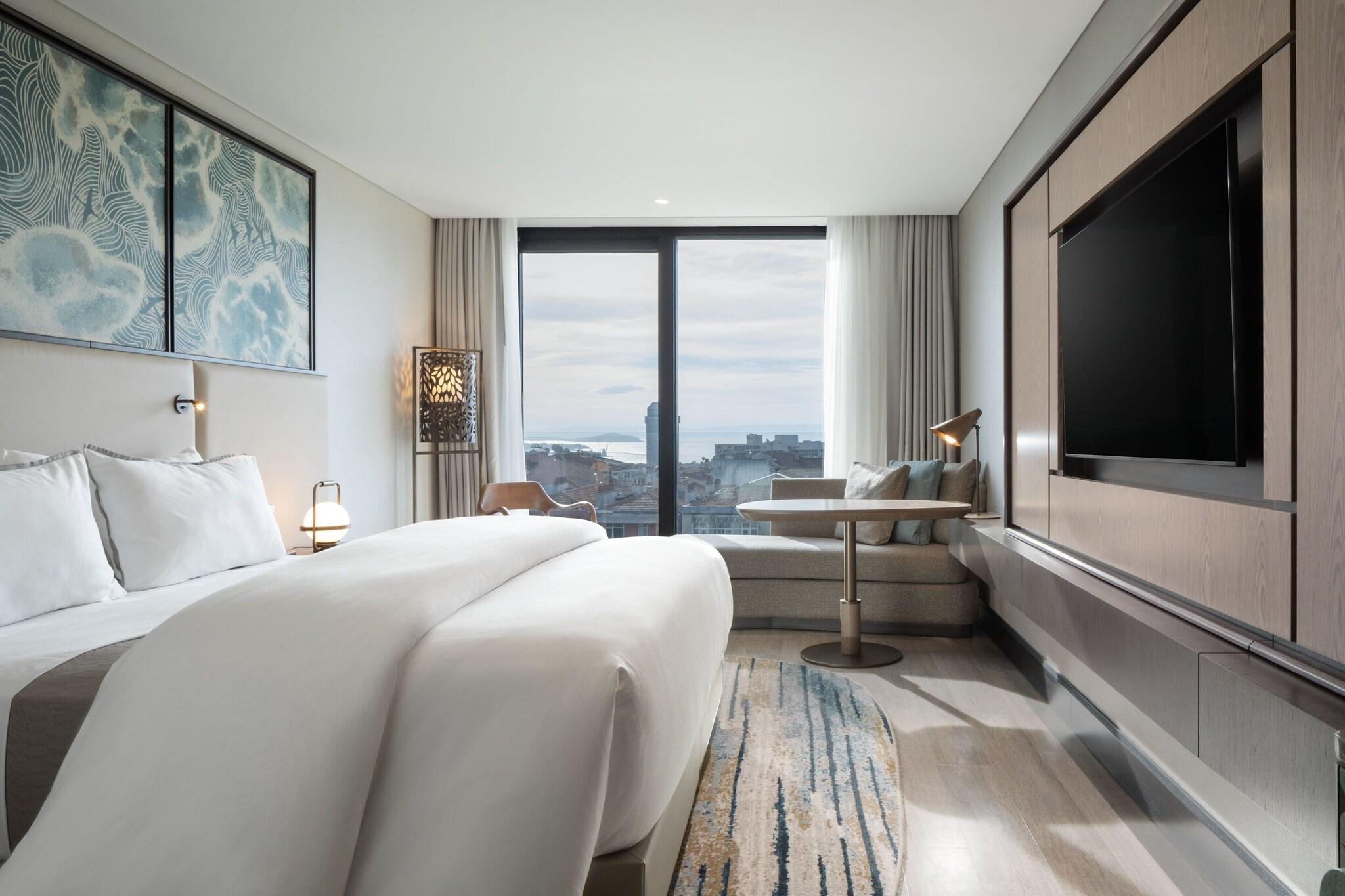 Double King Size Bed