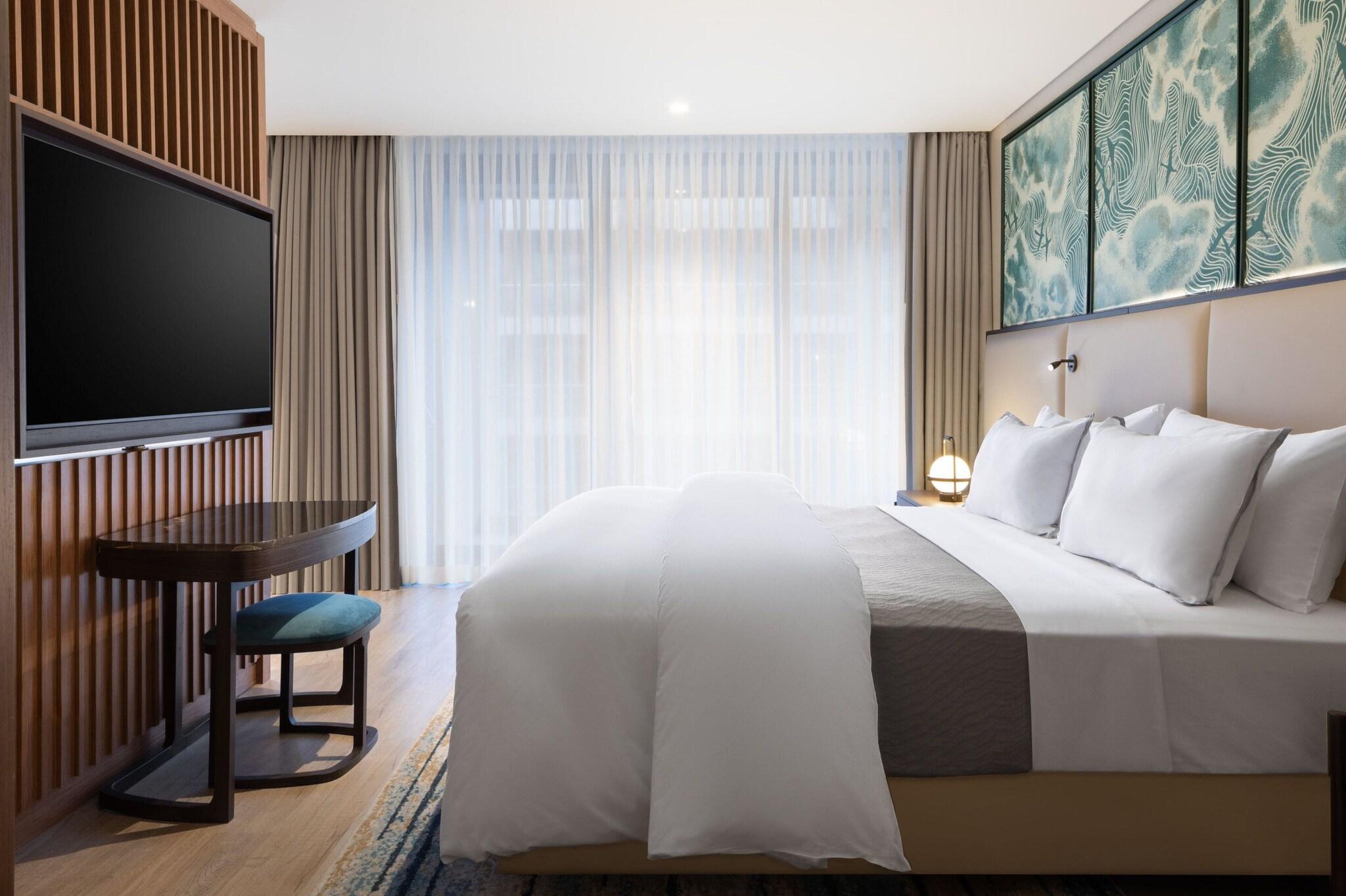 Junior Suite with Terrace with Views