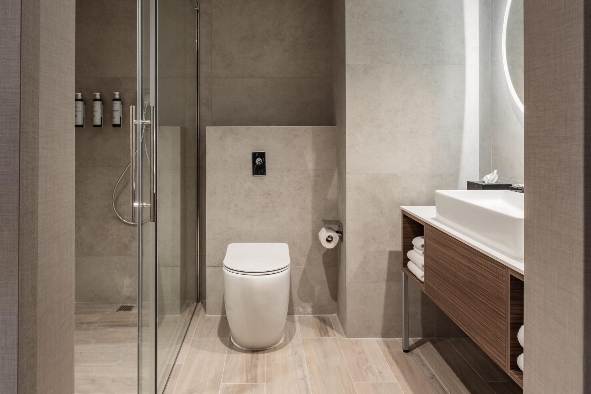 Family Room King Size Bed