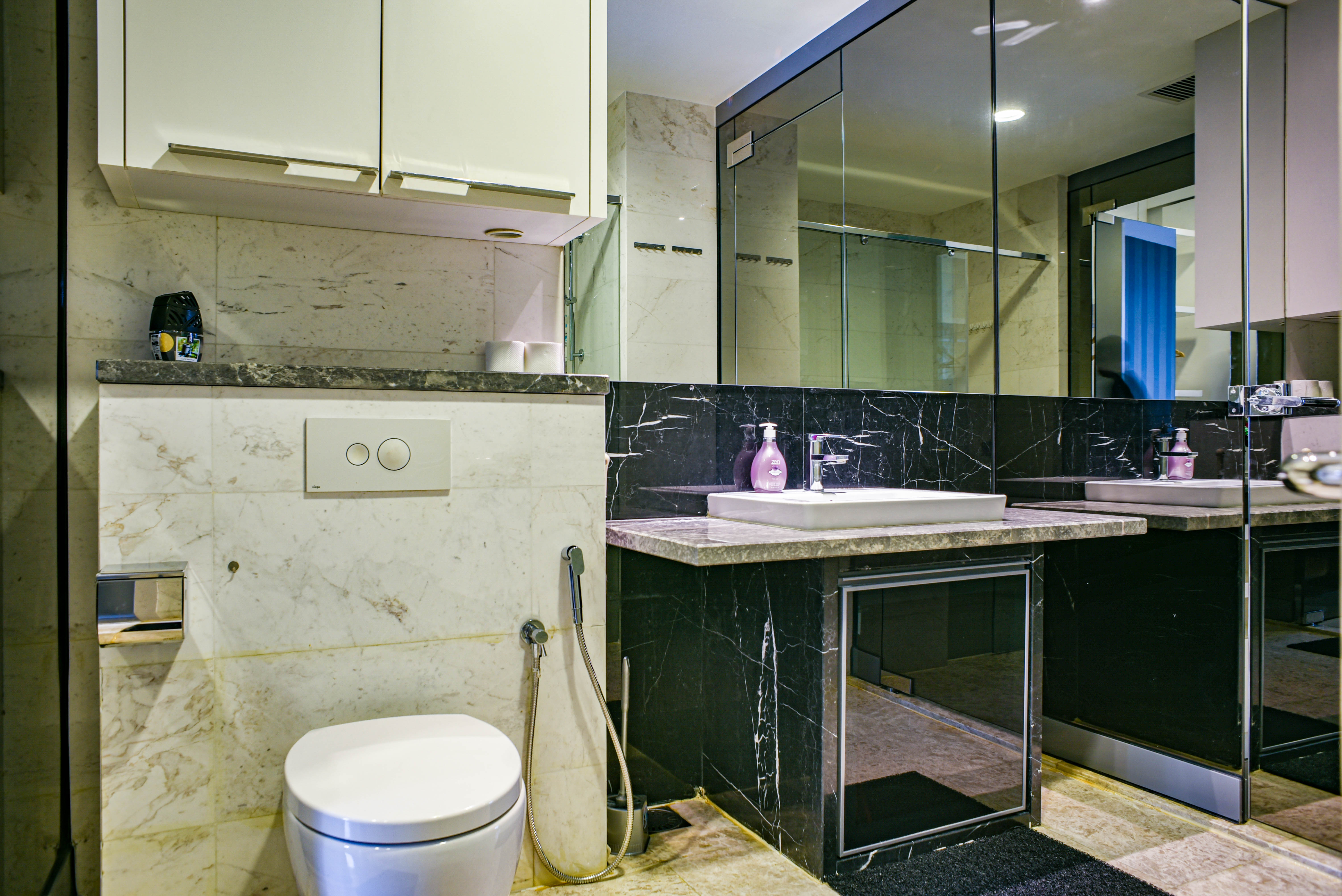 Suite Deluxe King Bed