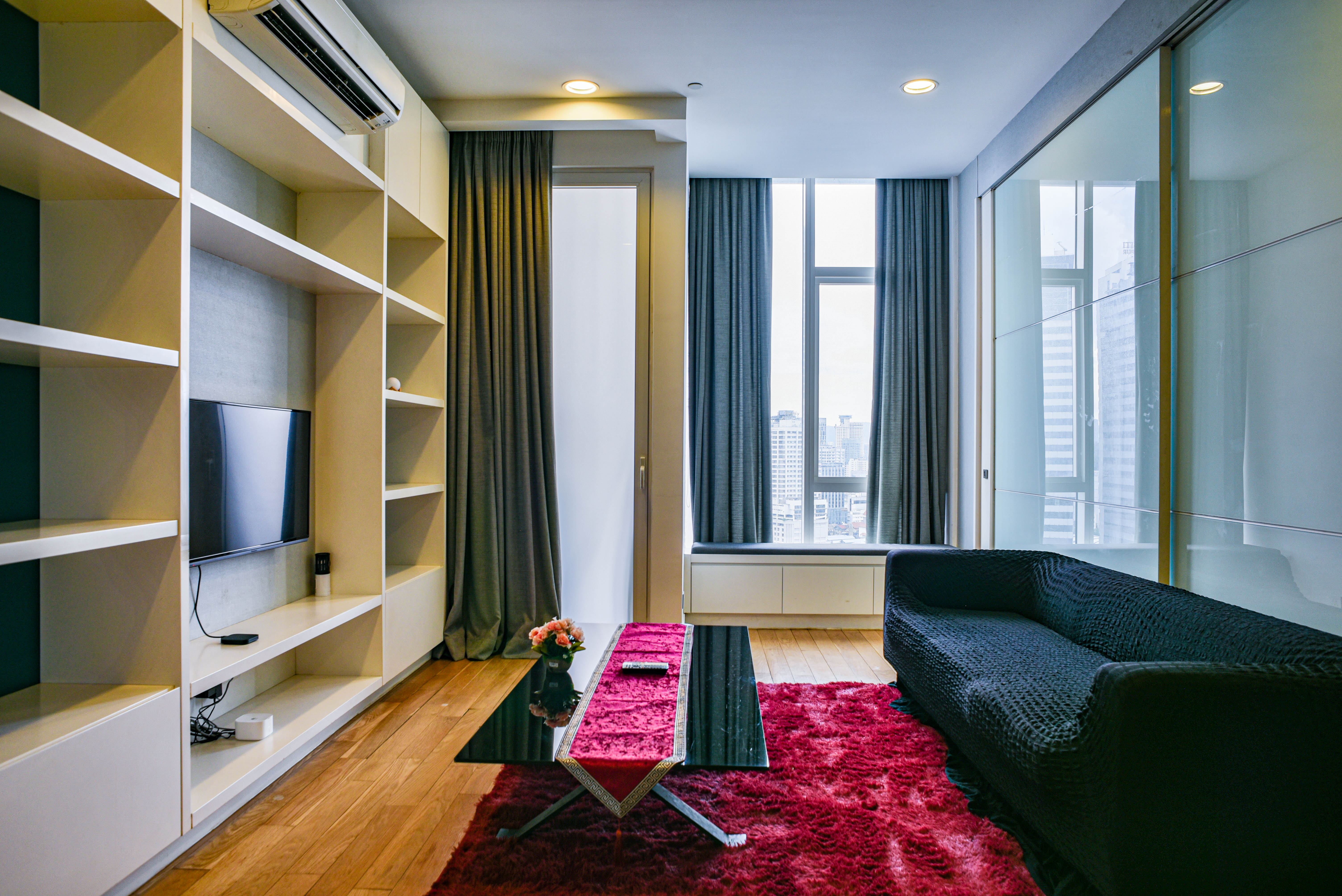 Suite Deluxe King Bed