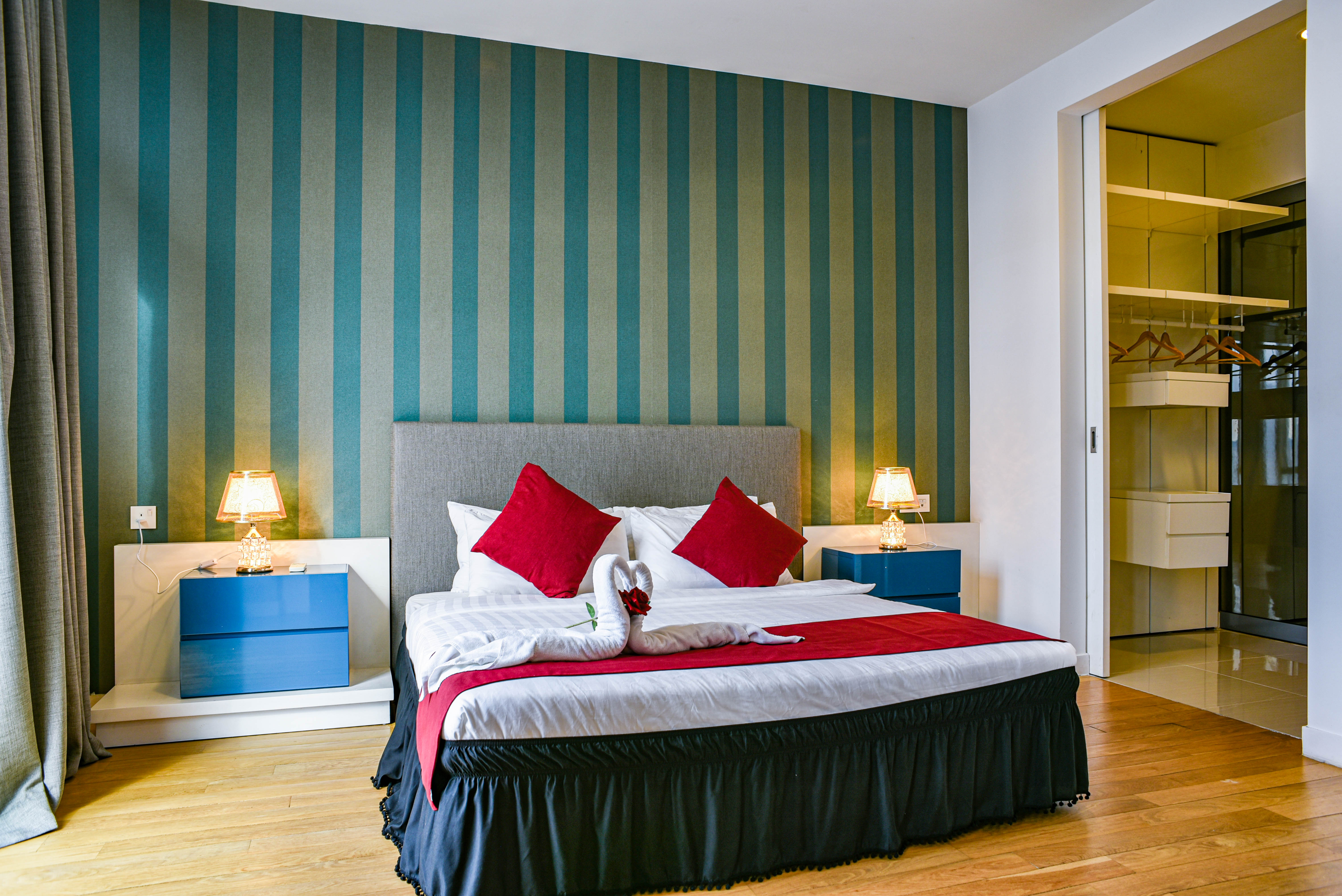 Suite Deluxe King Bed