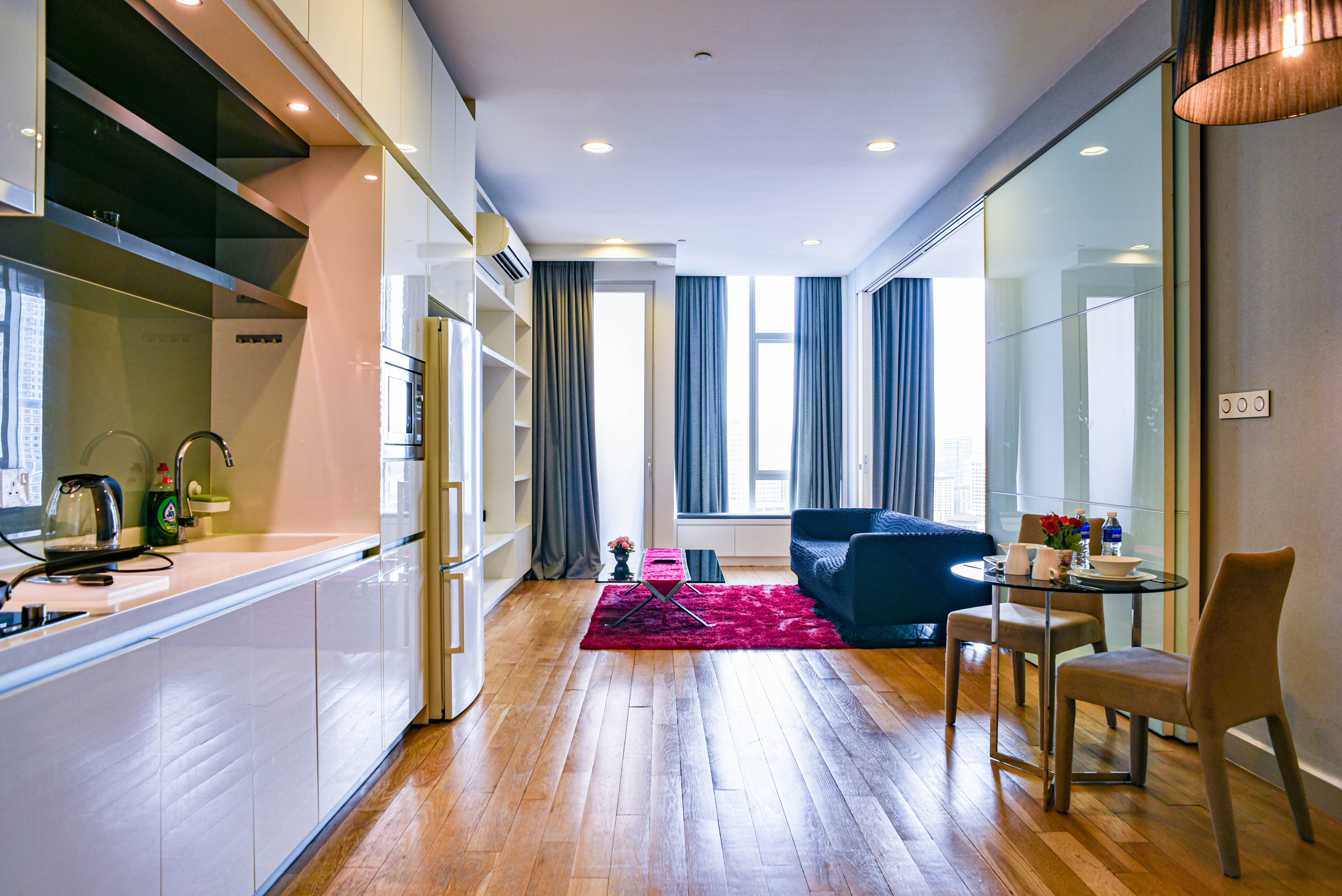 Suite Deluxe King Bed