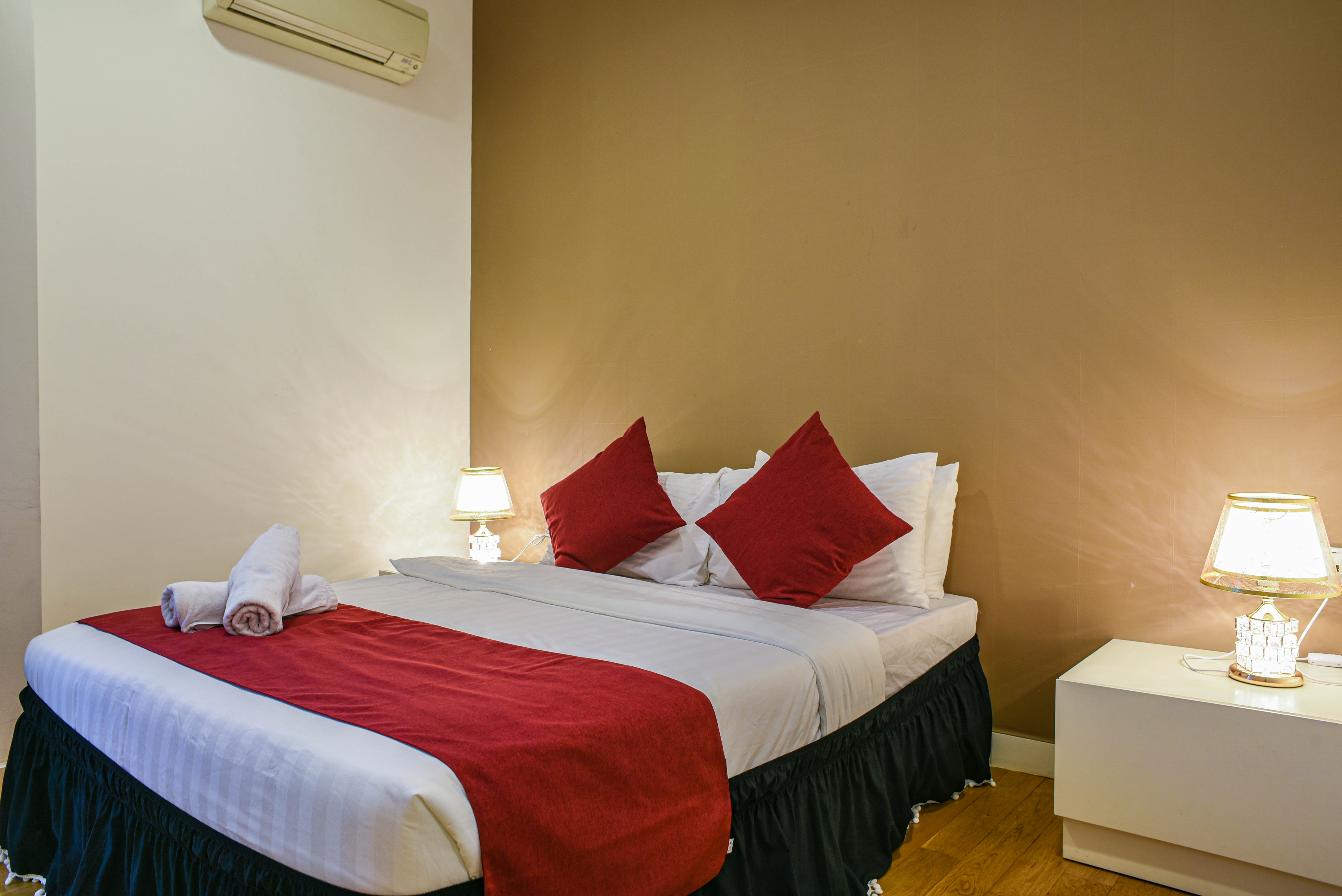 Suite Three Bedrooms Three Bathrooms