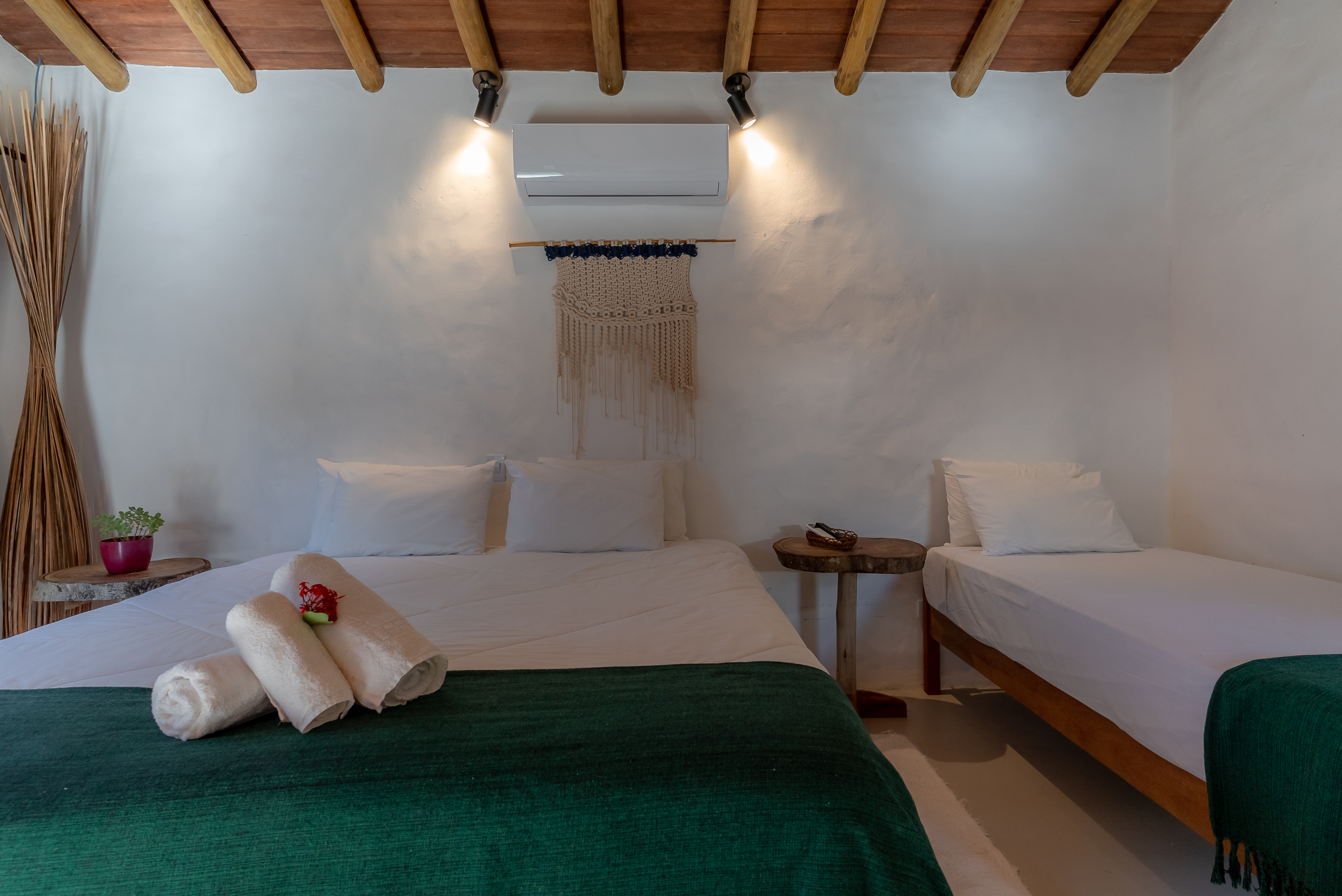 Triple King Bed One Bedroom 