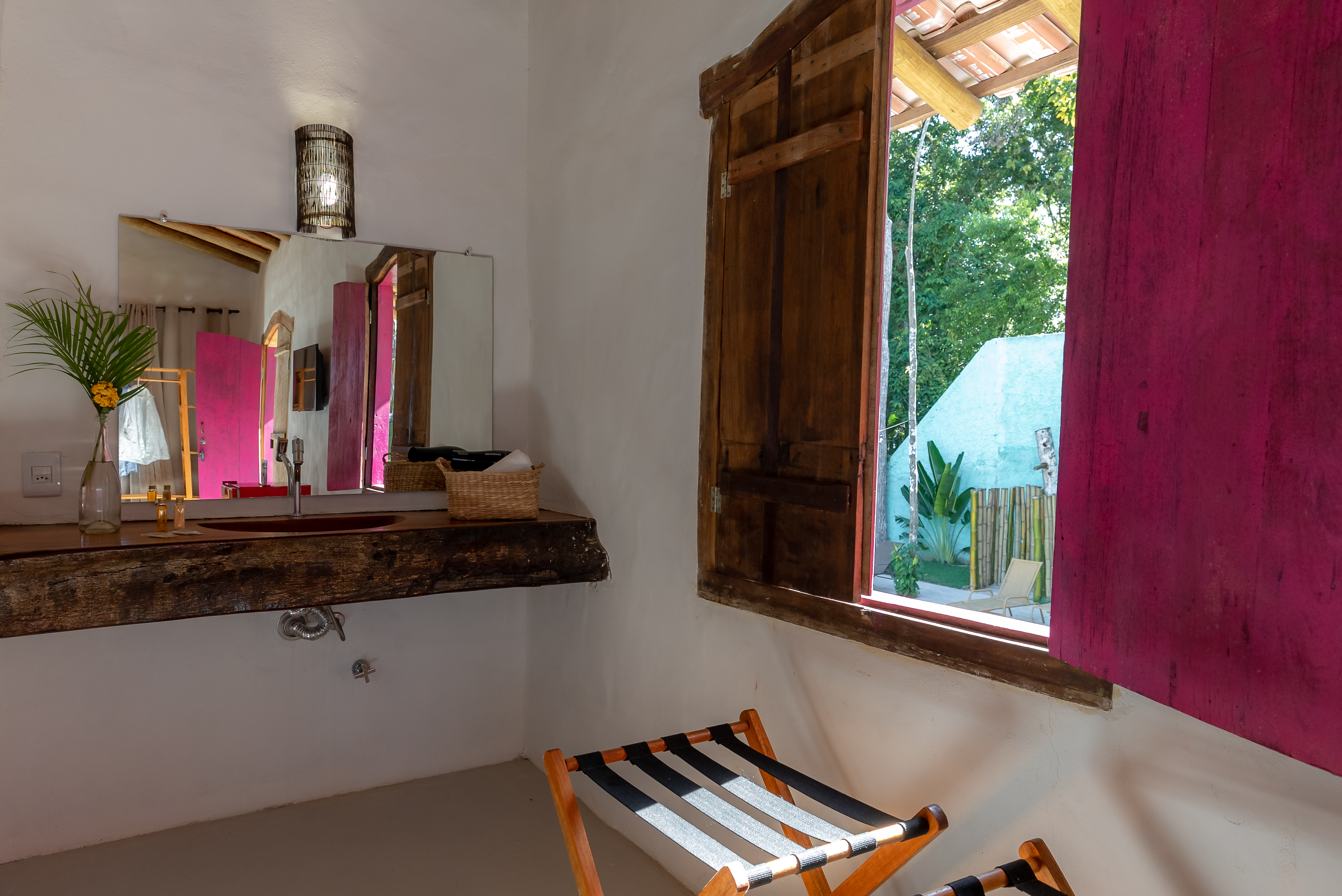 Triple King Bed One Bedroom 