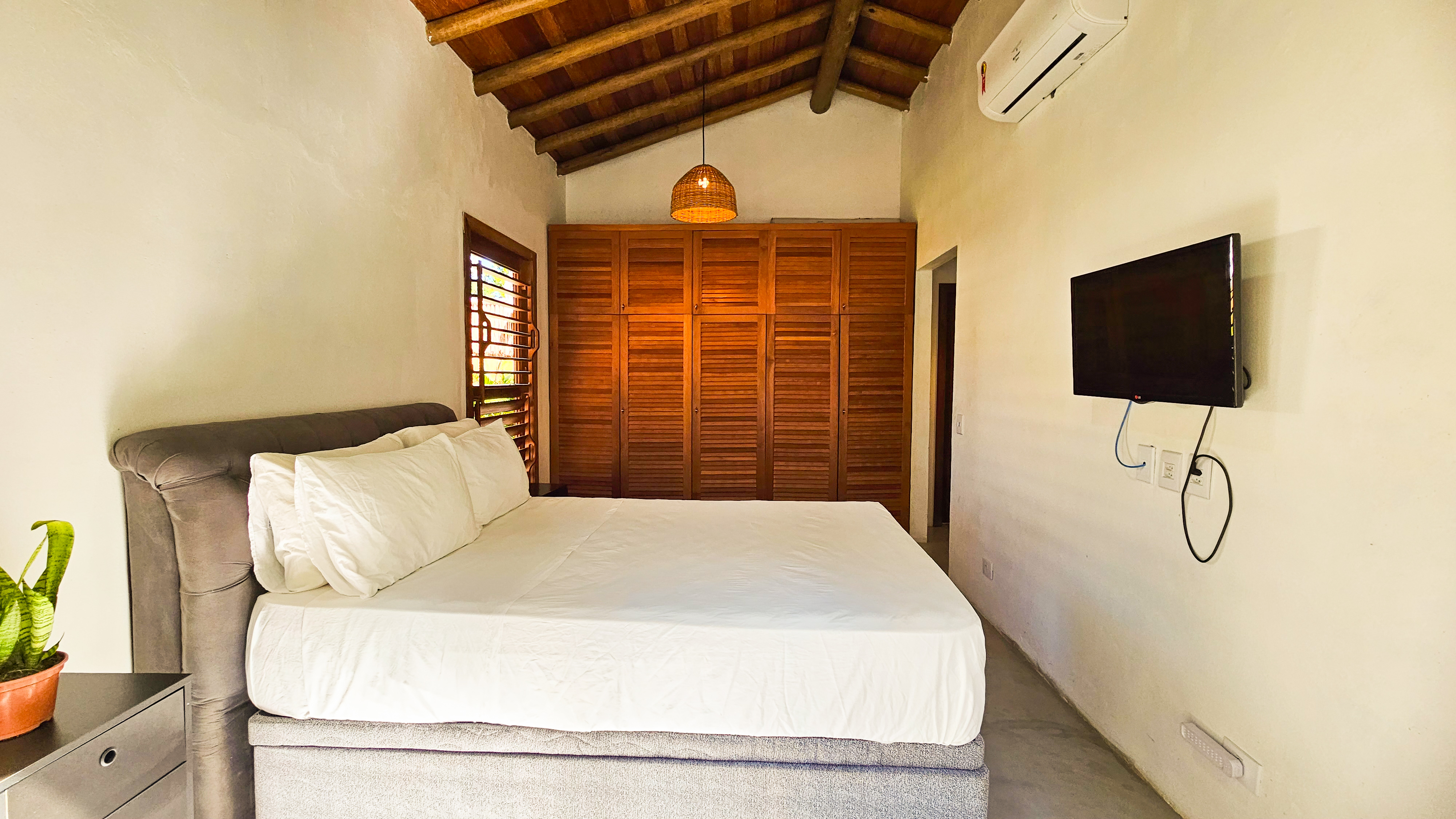 Villa Five Bedrooms with Private Pool