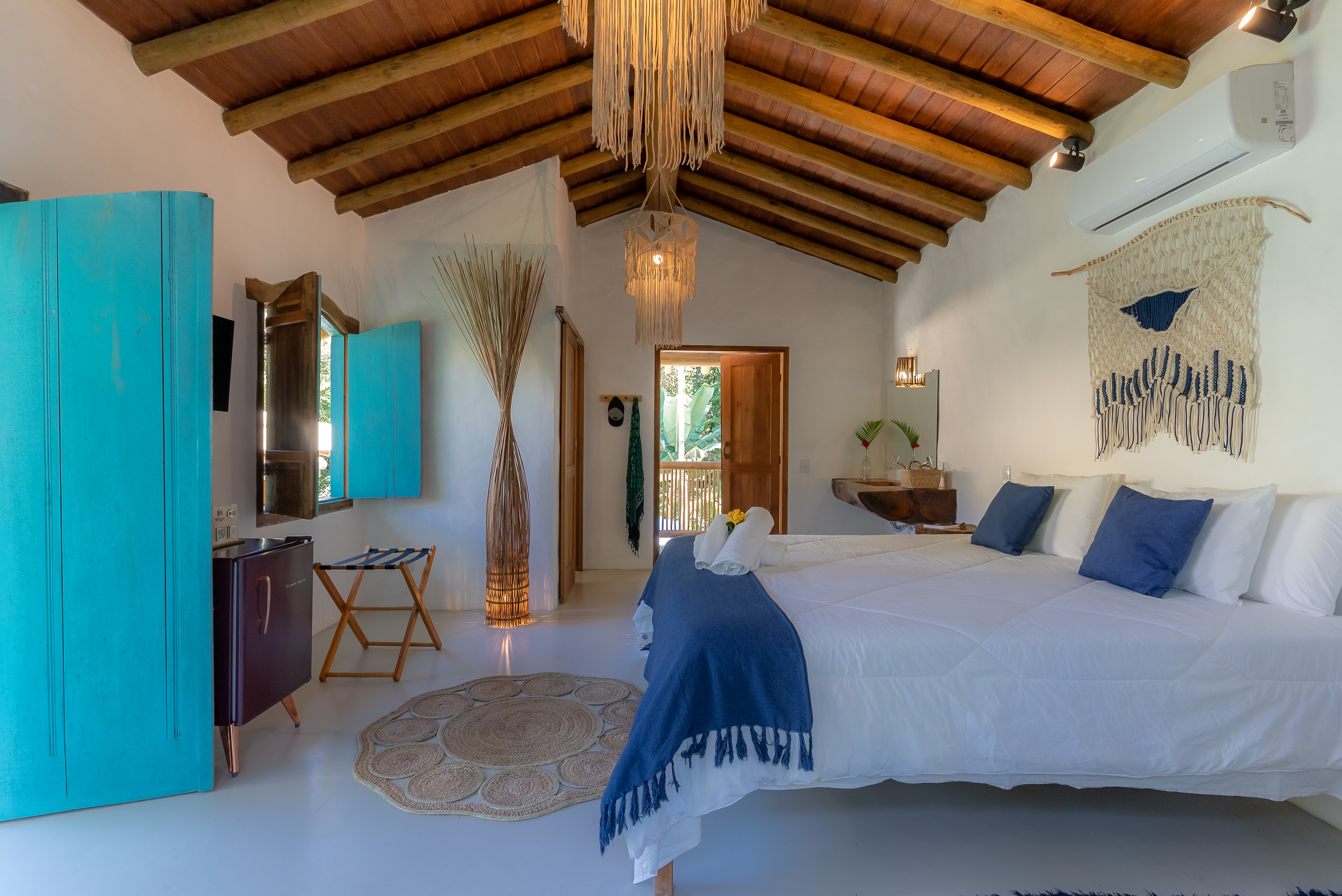 Suite Deluxe Pool View