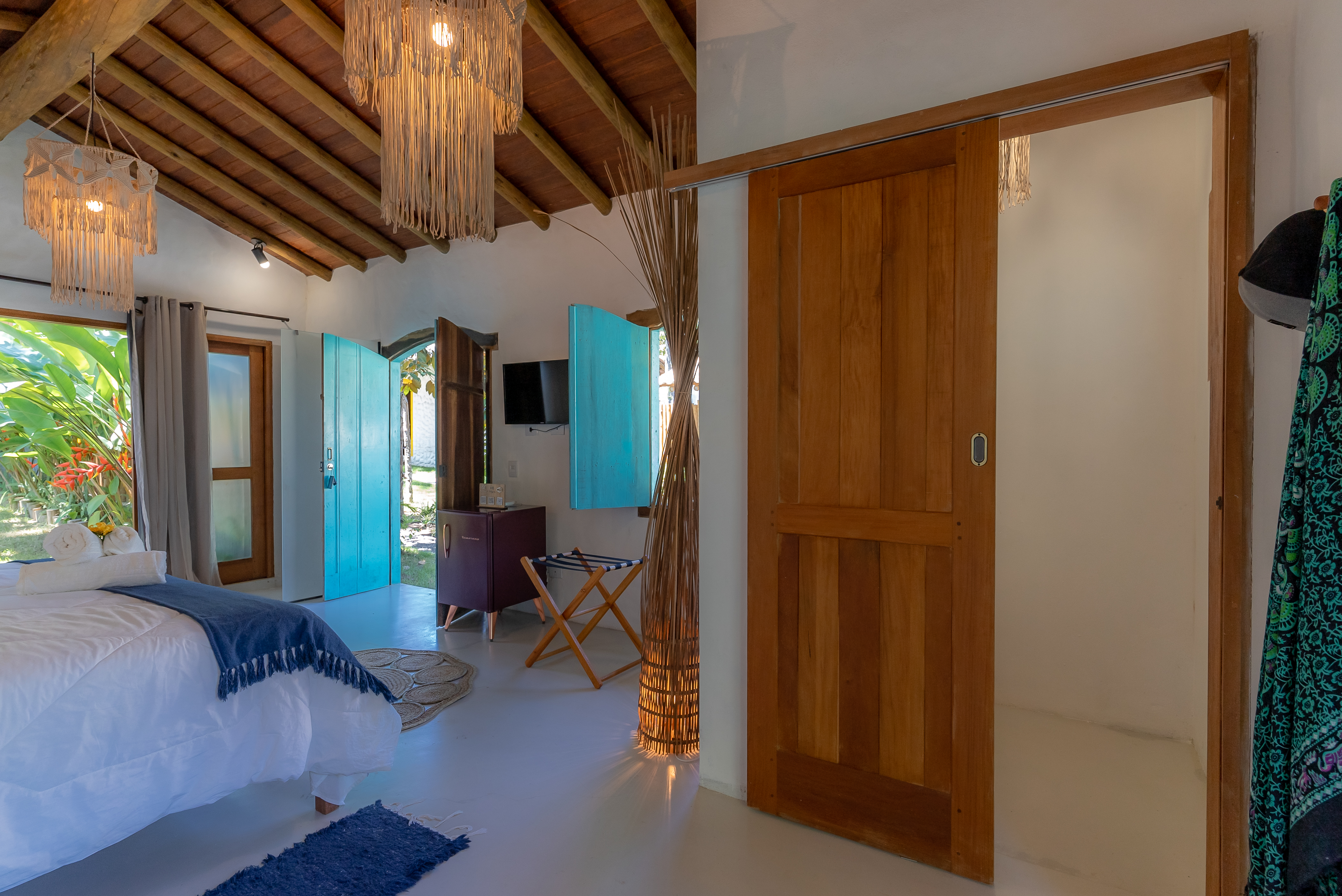 Suite Deluxe Pool View