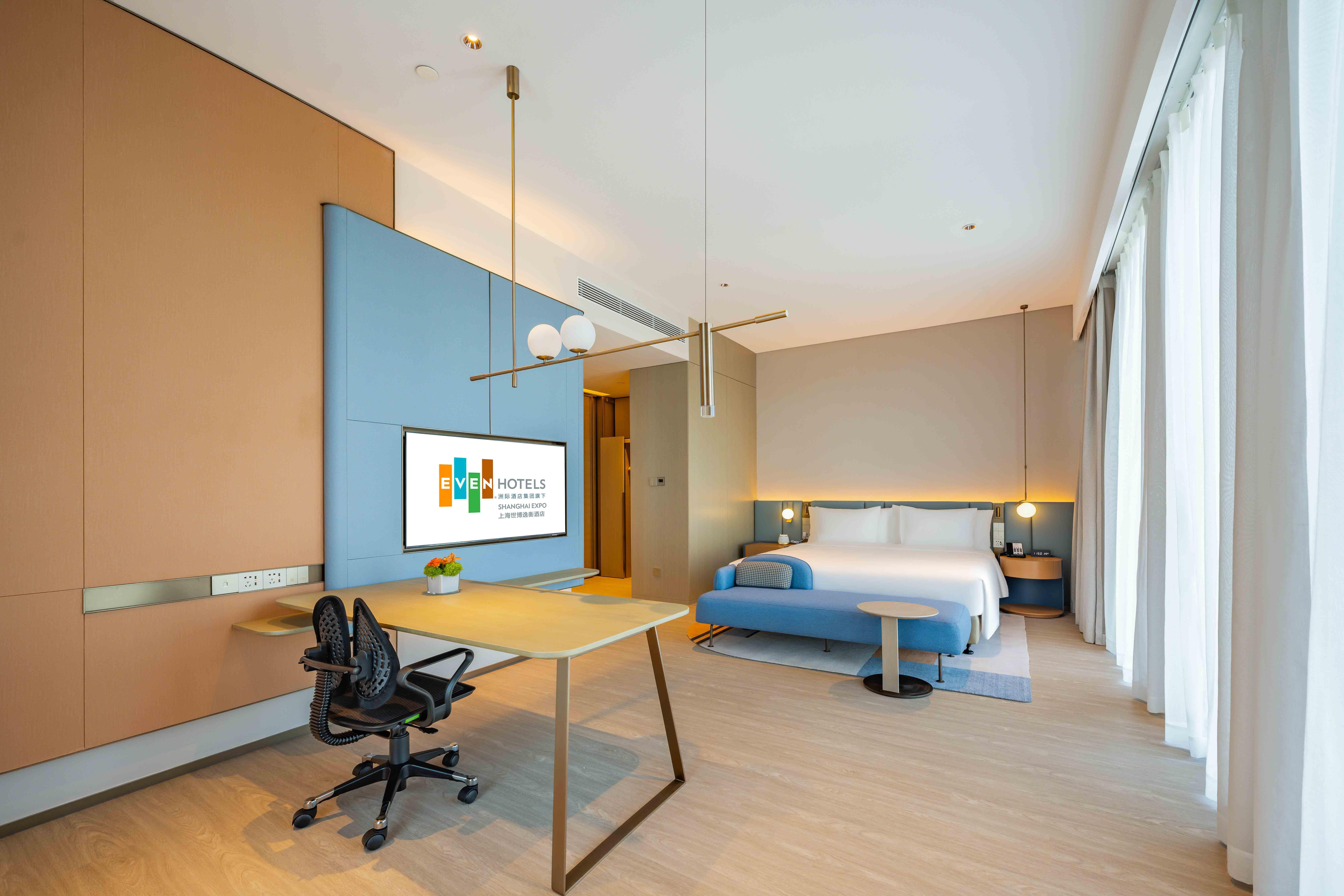 Suite King Bed One Bedroom 