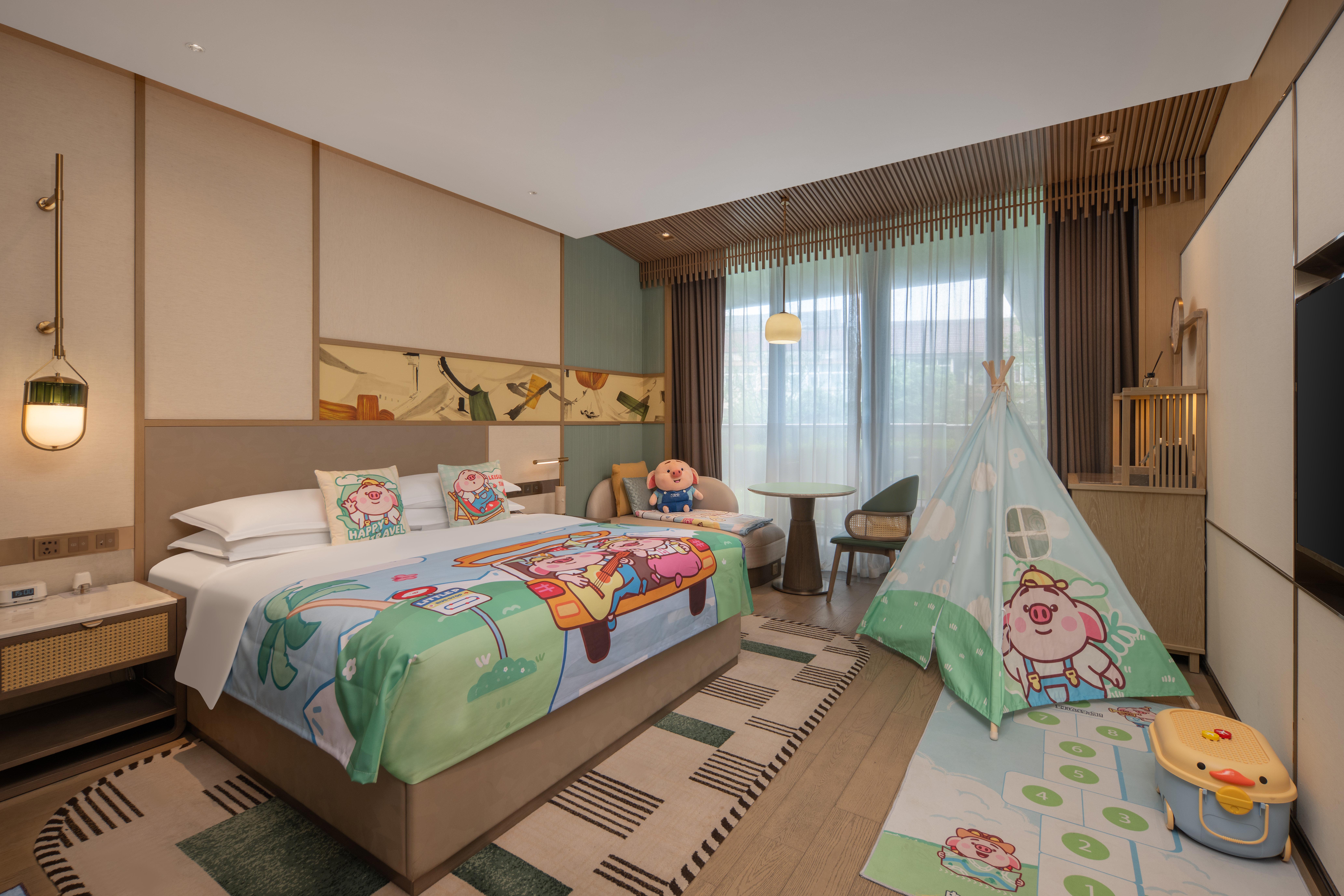 Double King Size Bed