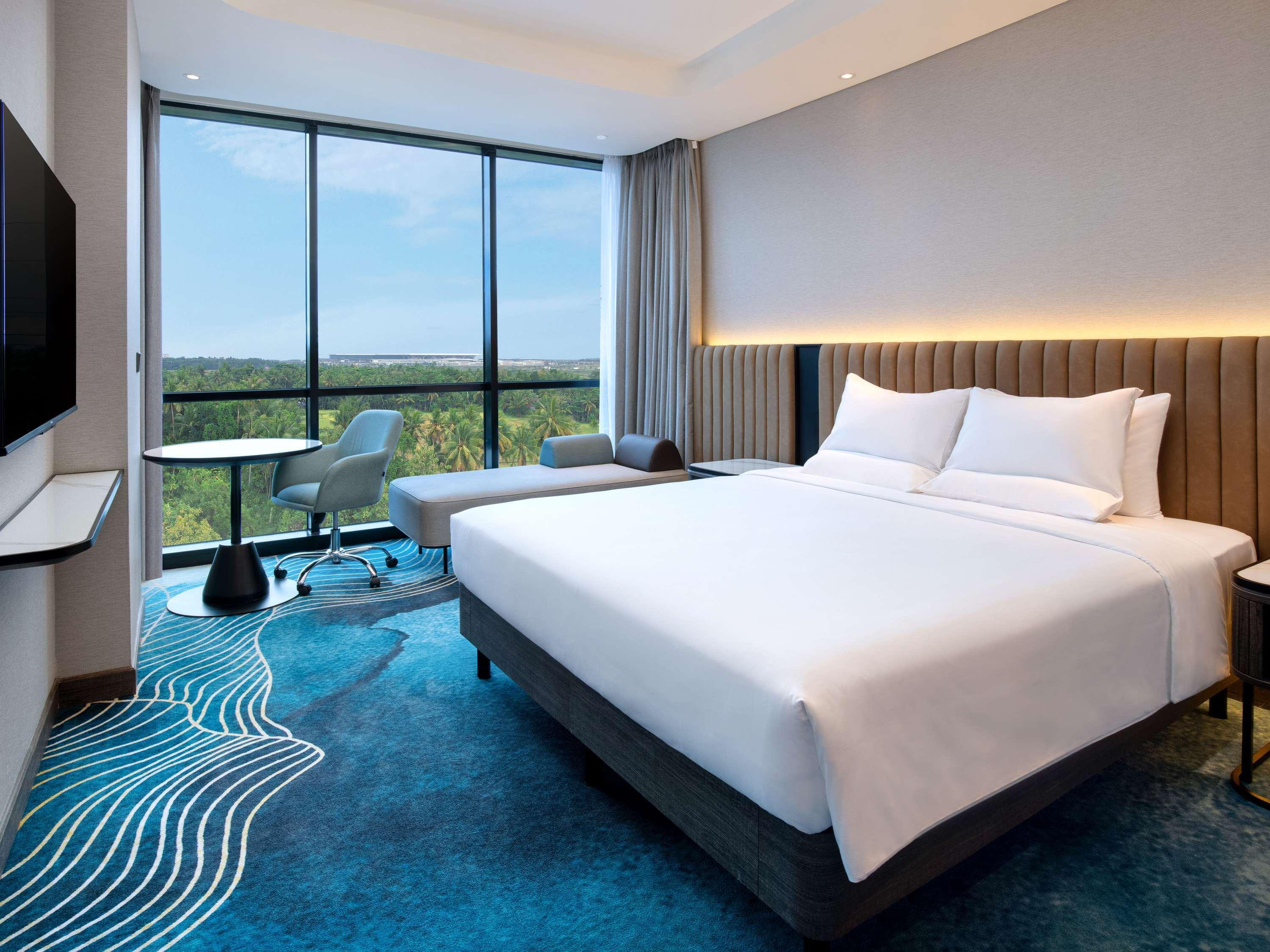 Double Superior King Bed