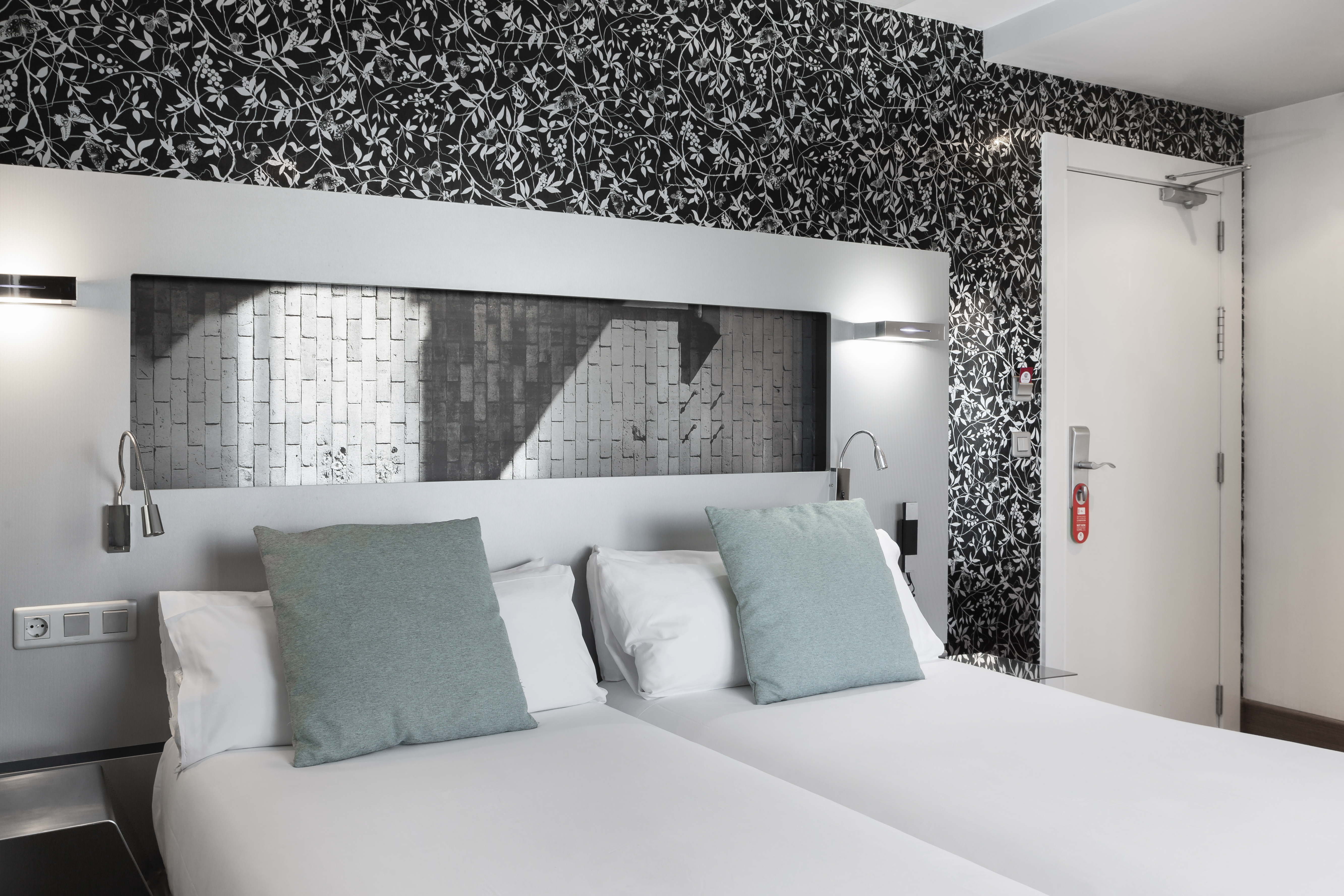 Double Superior with Views