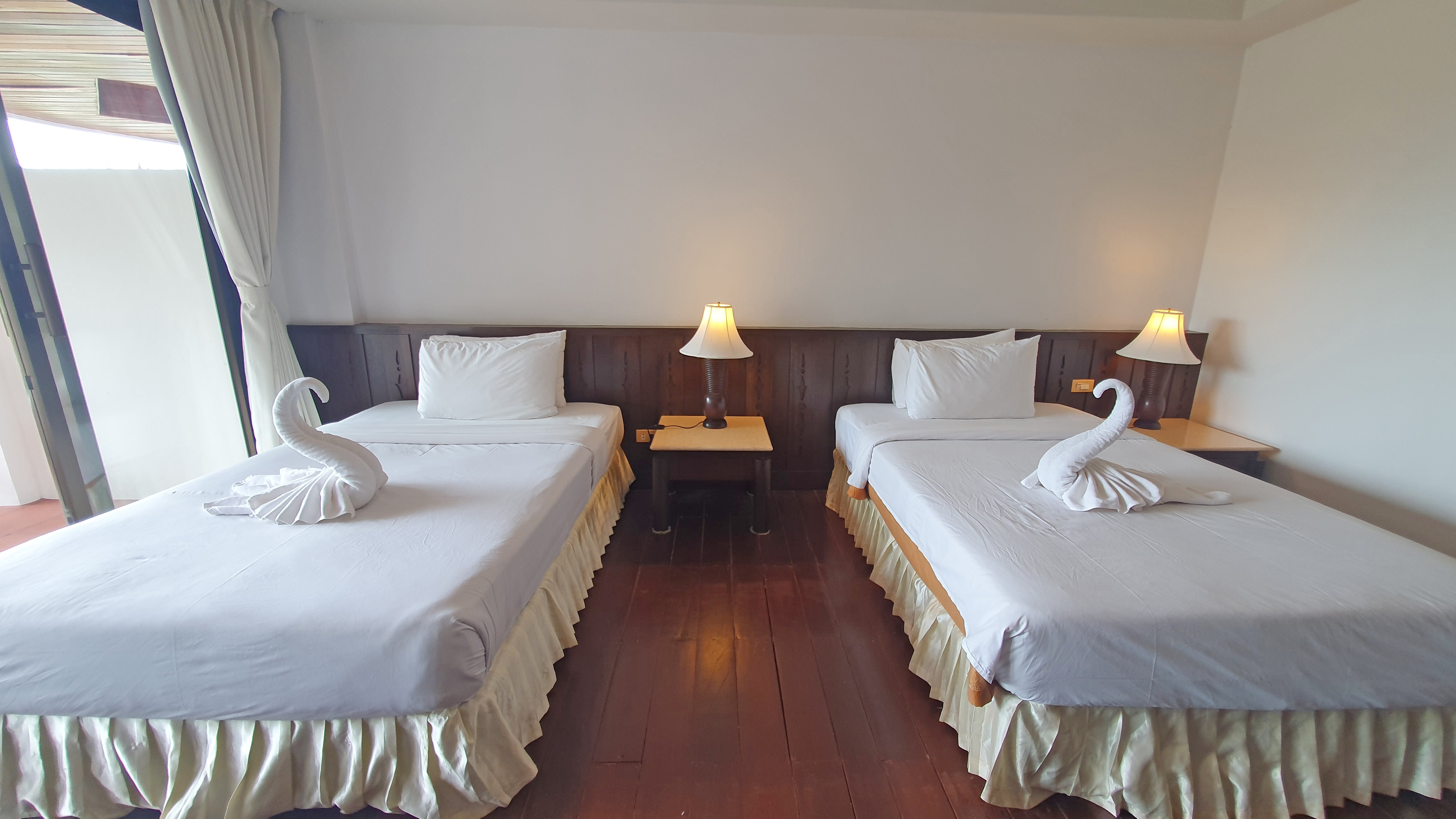 Twin Garden View Capacity 2