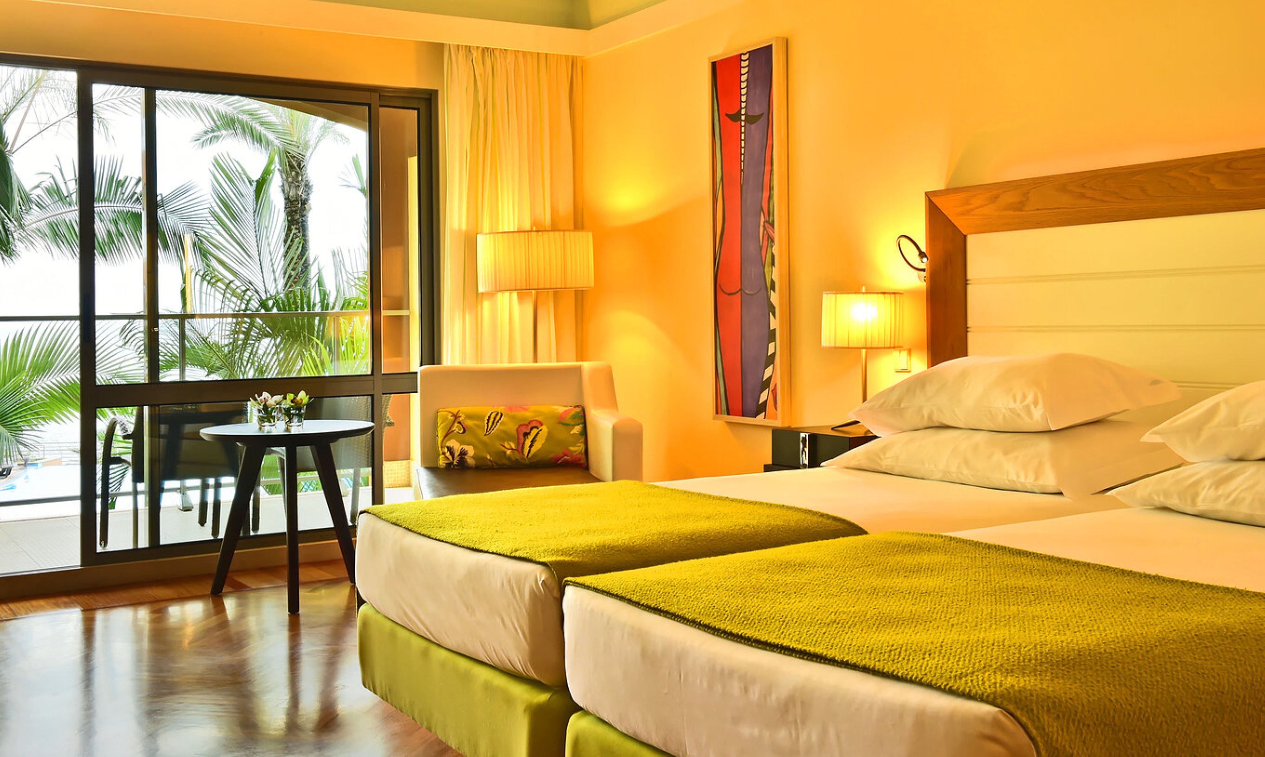 Single Classic Pool View