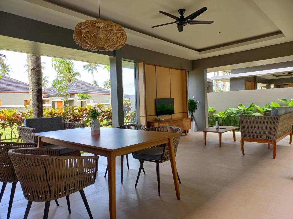 Family Room Three Bedrooms Two Bathrooms