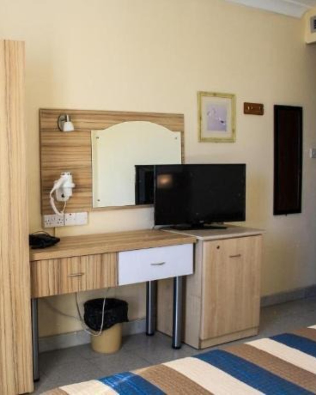 Double or Twin Standard